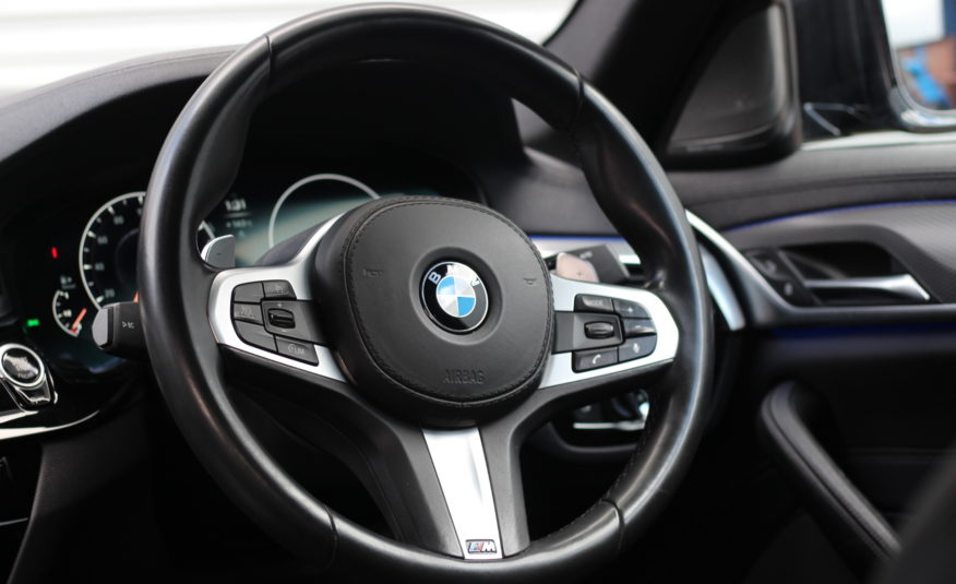 2019 (19) BMW 5 Series 3.0 530d M Sport Auto xDrive (s/s) 4dr