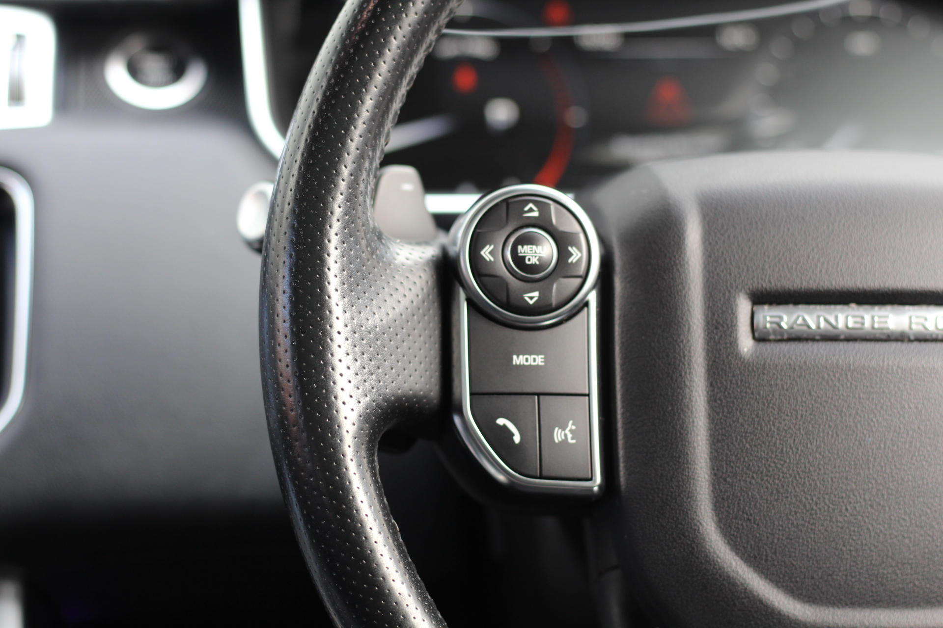 2016 (66) Land Rover Range Rover Sport 3.0 SD V6 HSE CommandShift 2 4WD (s/s) 5dr