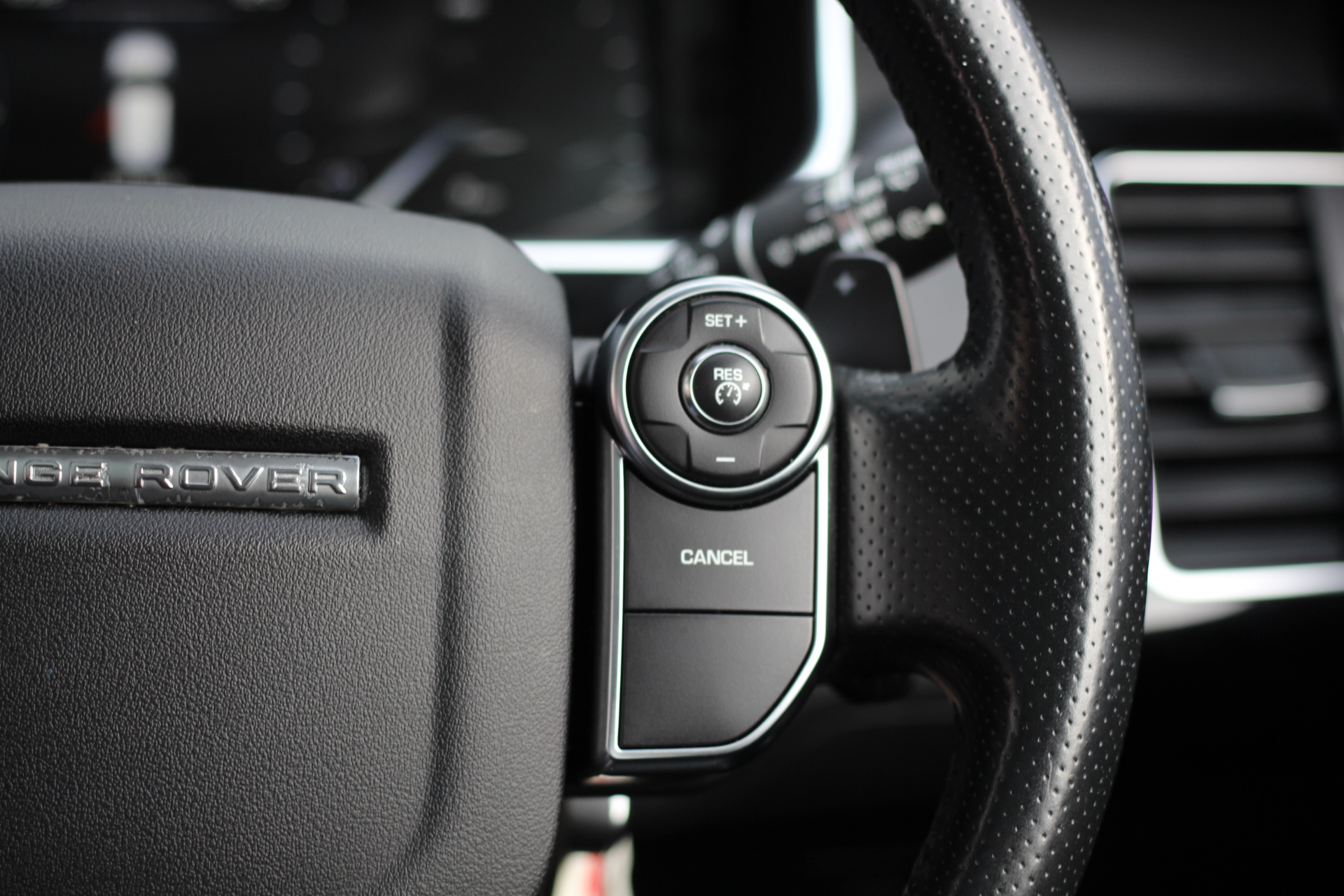 2016 (66) Land Rover Range Rover Sport 3.0 SD V6 HSE CommandShift 2 4WD (s/s) 5dr