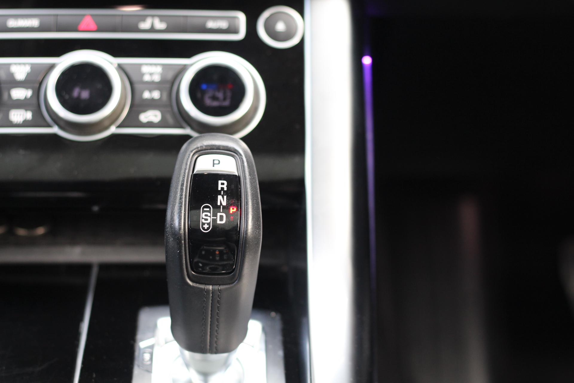 2016 (66) Land Rover Range Rover Sport 3.0 SD V6 HSE CommandShift 2 4WD (s/s) 5dr