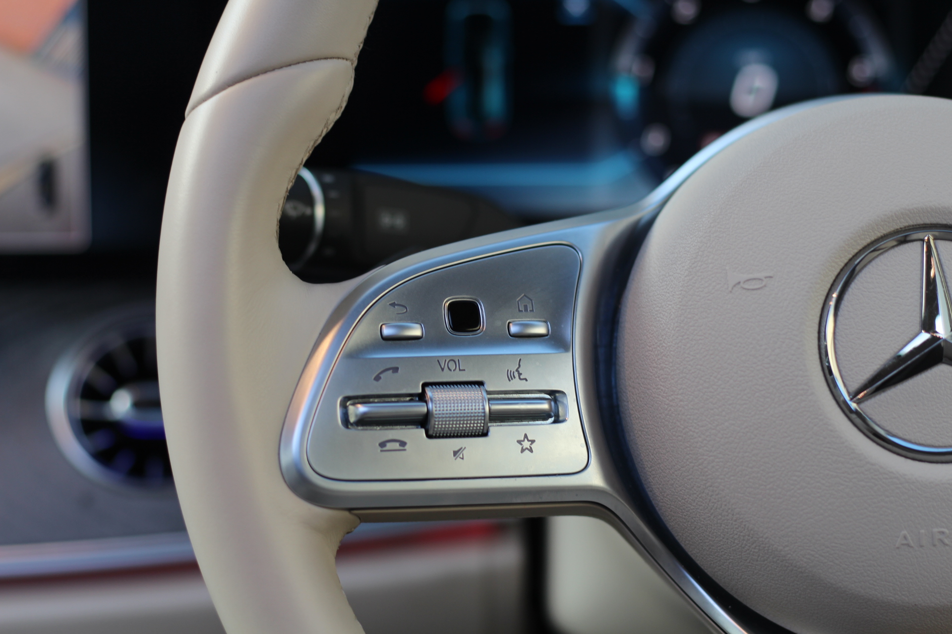 2019 (68) Mercedes-Benz CLS 3.0 CLS350d AMG Line (Premium Plus) G-Tronic 4MATIC (s/s) 4dr