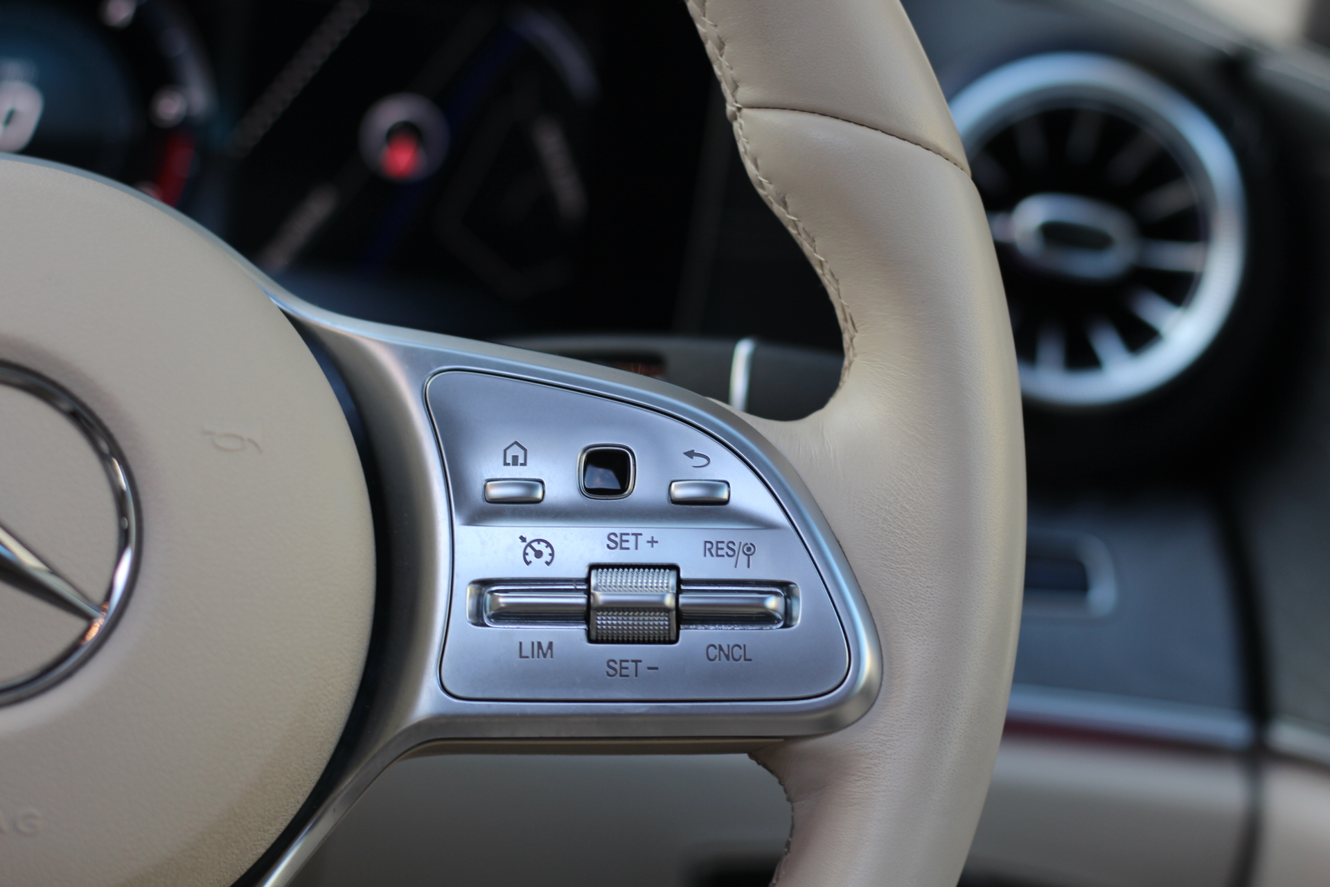 2019 (68) Mercedes-Benz CLS 3.0 CLS350d AMG Line (Premium Plus) G-Tronic 4MATIC (s/s) 4dr