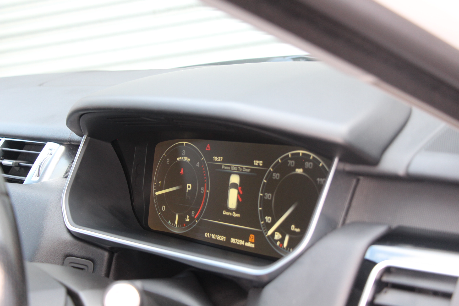 2016 (66) Land Rover Range Rover Sport 3.0 SD V6 HSE CommandShift 2 4WD (s/s) 5dr