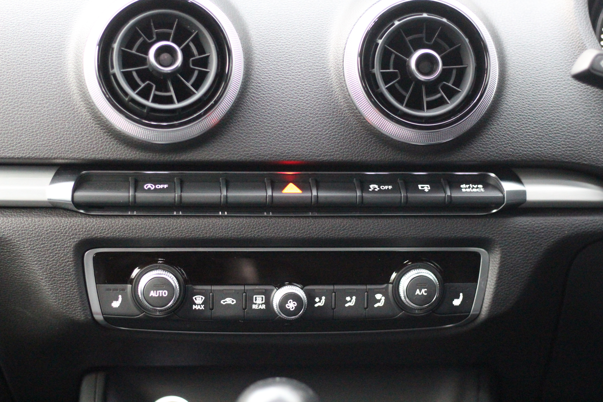 2017 (17) Audi S3 2.0 TFSI Sportback S Tronic quattro (s/s) 5dr