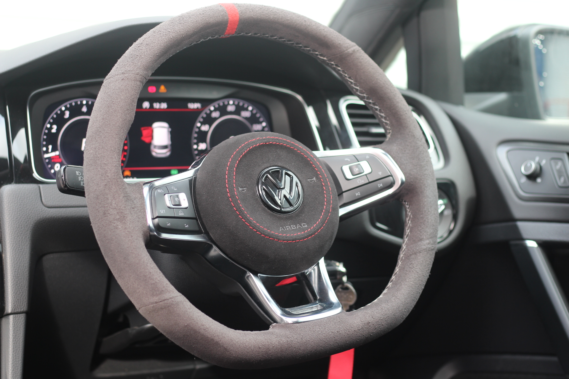 2017 (67) Volkswagen Golf 2.0 TSI GTI Performance DSG (s/s) 5dr