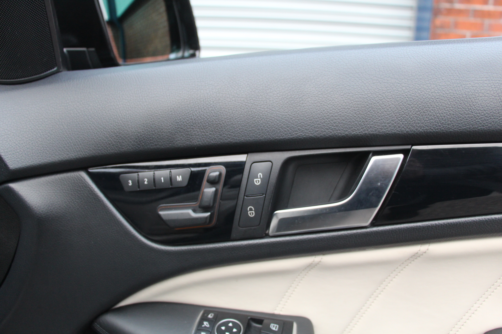 2013 (13) Mercedes-Benz C Class 6.3 C63 AMG MCT 2dr