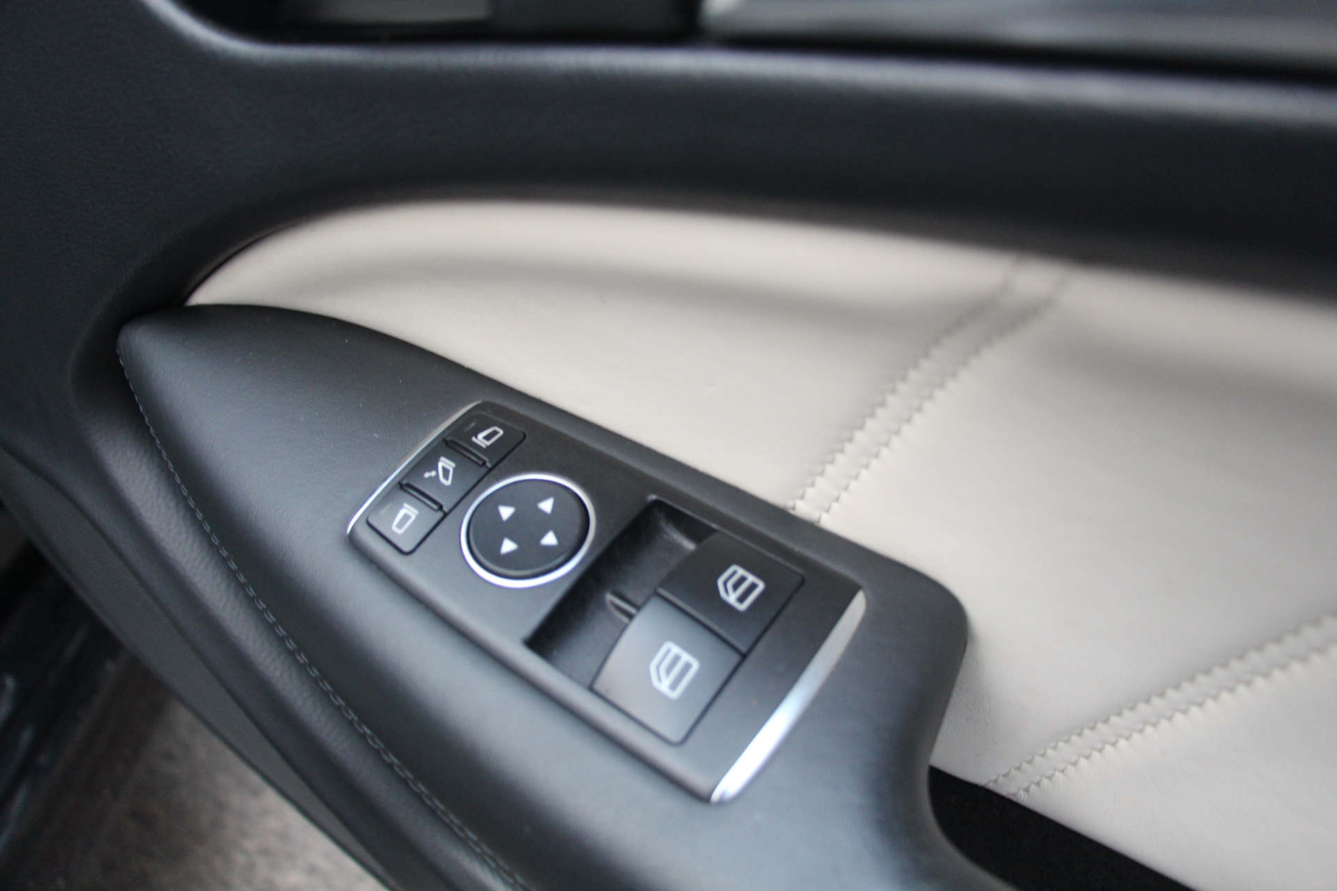 2013 (13) Mercedes-Benz C Class 6.3 C63 AMG MCT 2dr