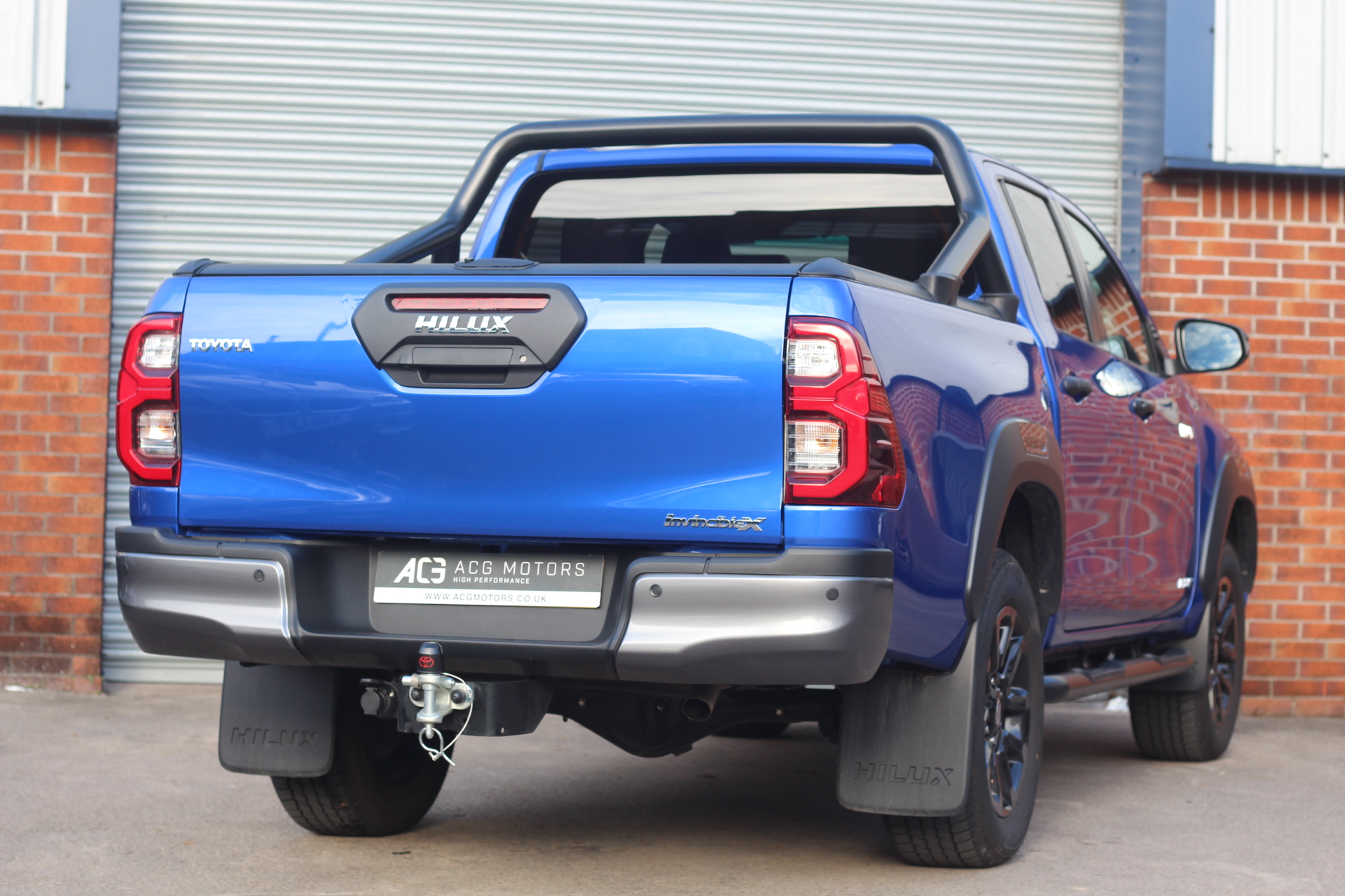 2021 (21) Toyota Hilux 2.8 D-4D Invincible X Double Cab Pickup Auto 4WD EU6 (s/s) 4dr