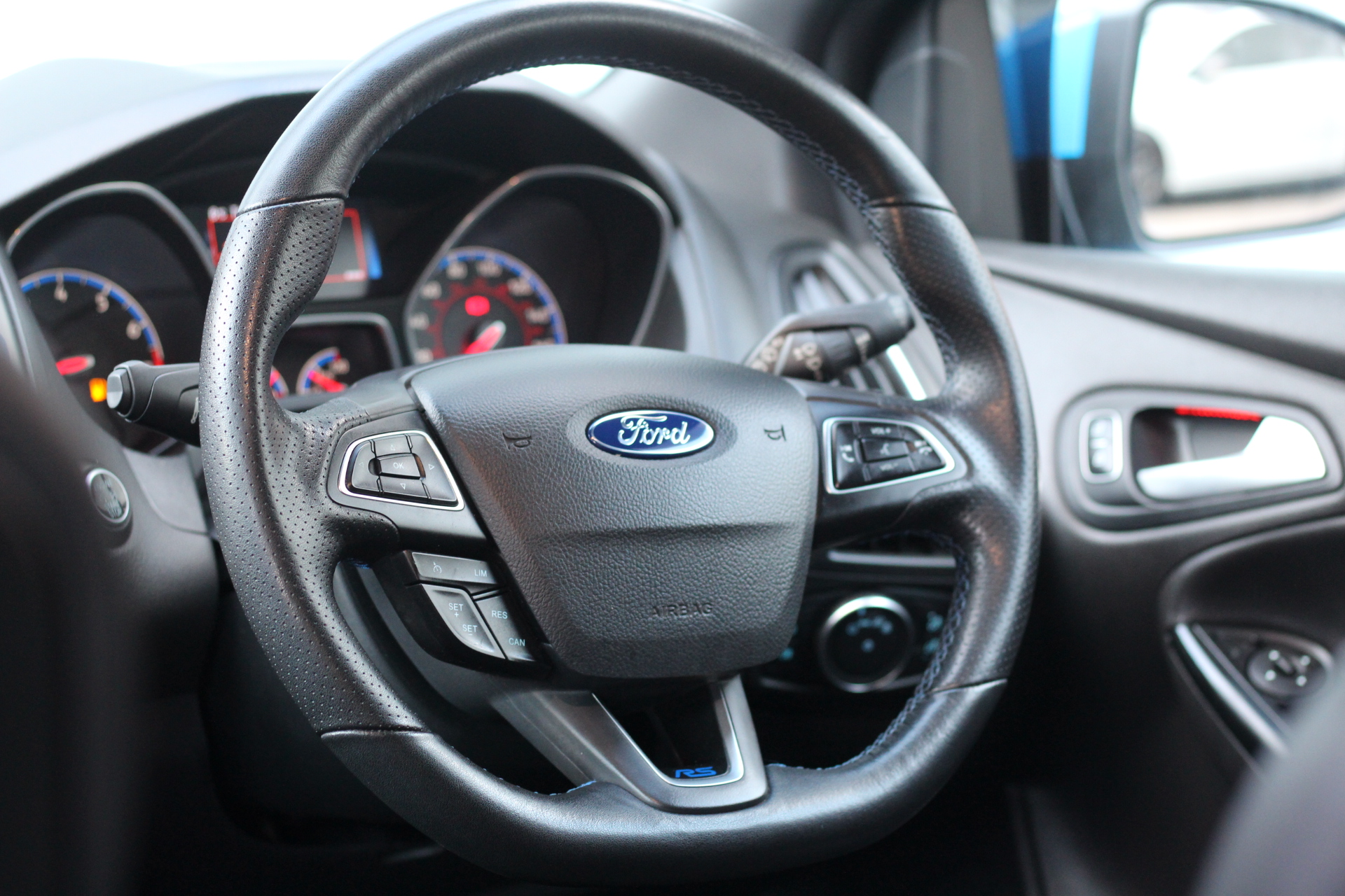 2016 (66) Ford Focus 2.3T EcoBoost RS AWD (s/s) 5dr