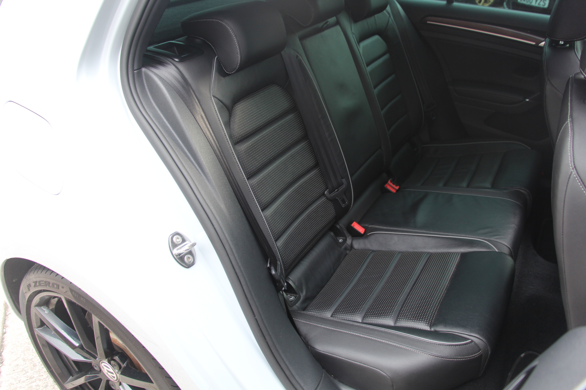 2017 (67) Volkswagen Golf 2.0 TSI R DSG 4Motion (s/s) 5dr