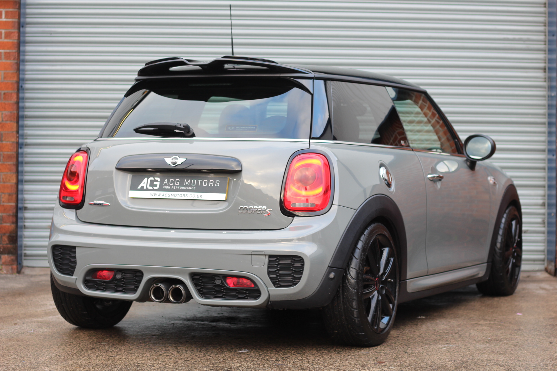 2017 (67) MINI Hatch 2.0 Cooper S Works (s/s) 3dr