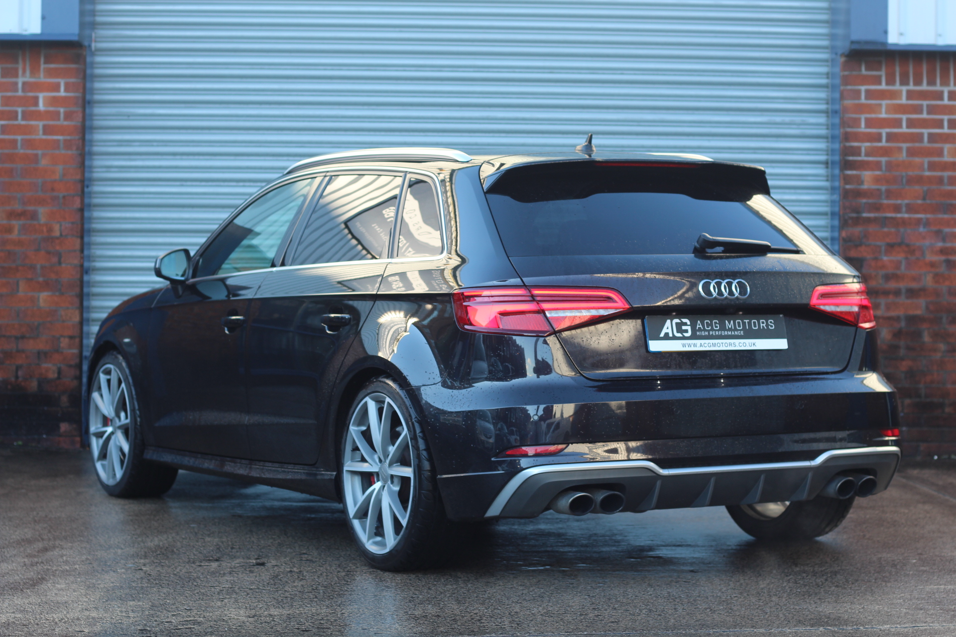 2017 (17) Audi S3 2.0 TFSI Sportback S Tronic quattro (s/s) 5dr