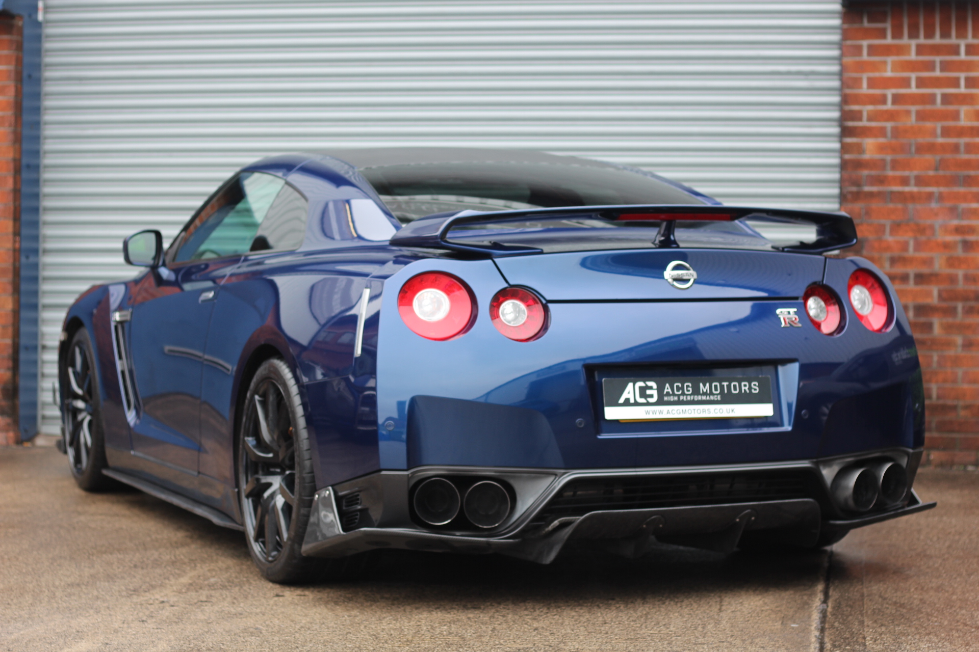 2011 (11) Nissan GT-R 3.8 V6 Premium Edition Auto 4WD 2dr