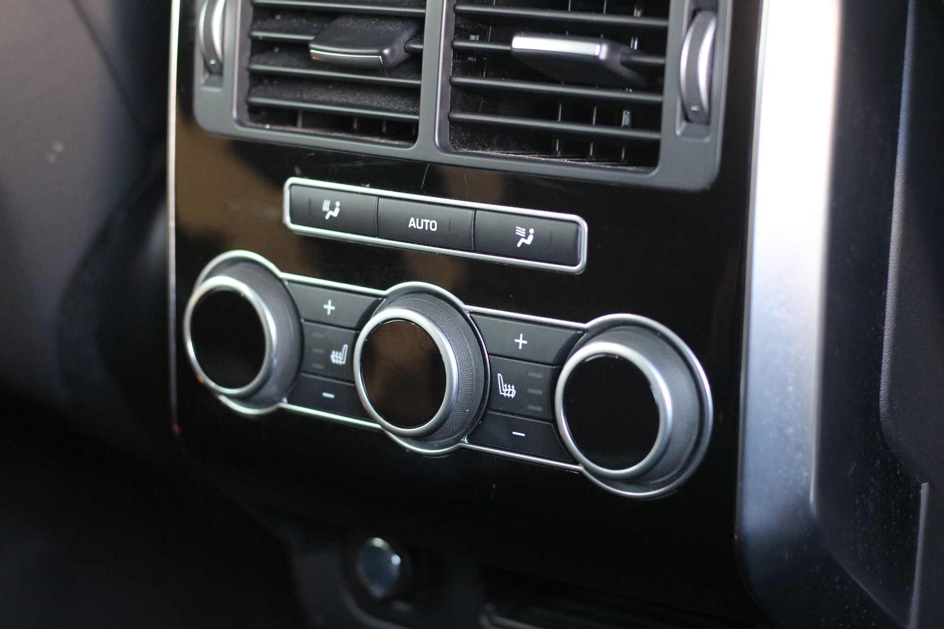 2017 (17) Land Rover Range Rover Sport 4.4 SD V8 Autobiography Dynamic Auto 4WD Euro 6 (s/s) 5dr