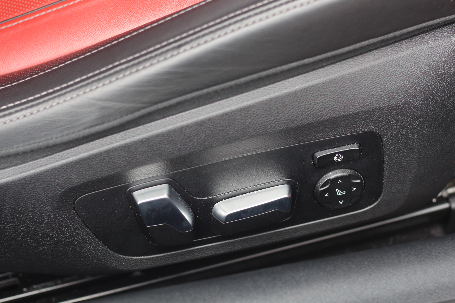 2018 (68) BMW 8 Series 4.4 M850i V8 Steptronic xDrive Euro 6 (s/s) 2dr