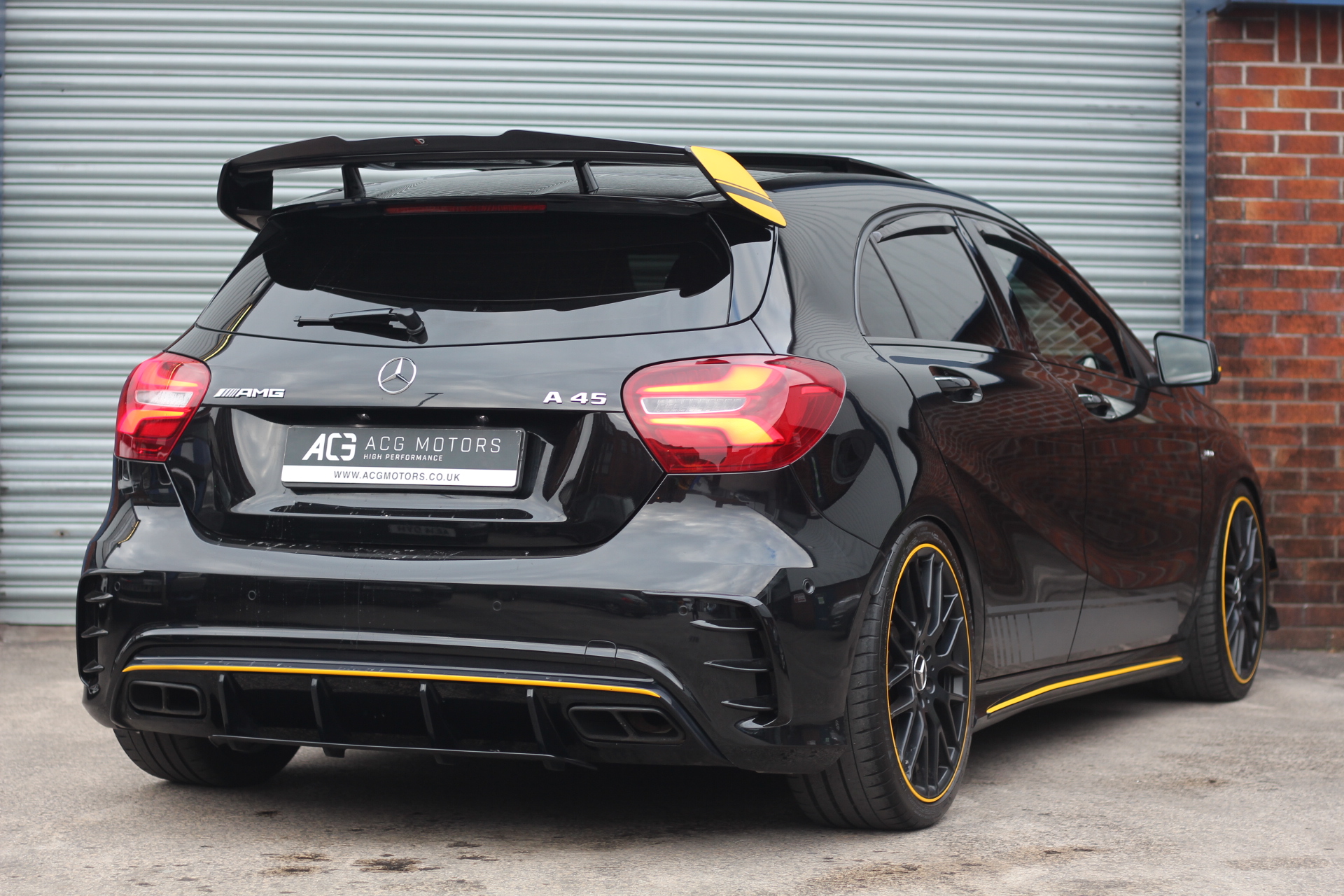 2017 (67) Mercedes-Benz A Class 2.0 A45 AMG Yellow Night Edition SpdS DCT 4MATIC Euro 6 (s/s) 5dr