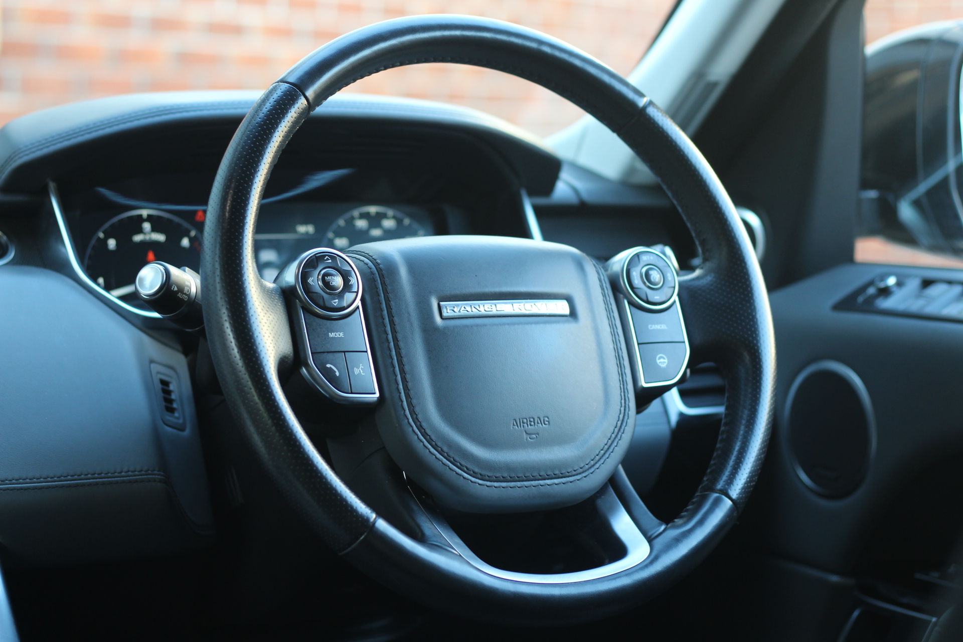 2017 (17) Land Rover Range Rover Sport 4.4 SD V8 Autobiography Dynamic Auto 4WD Euro 6 (s/s) 5dr