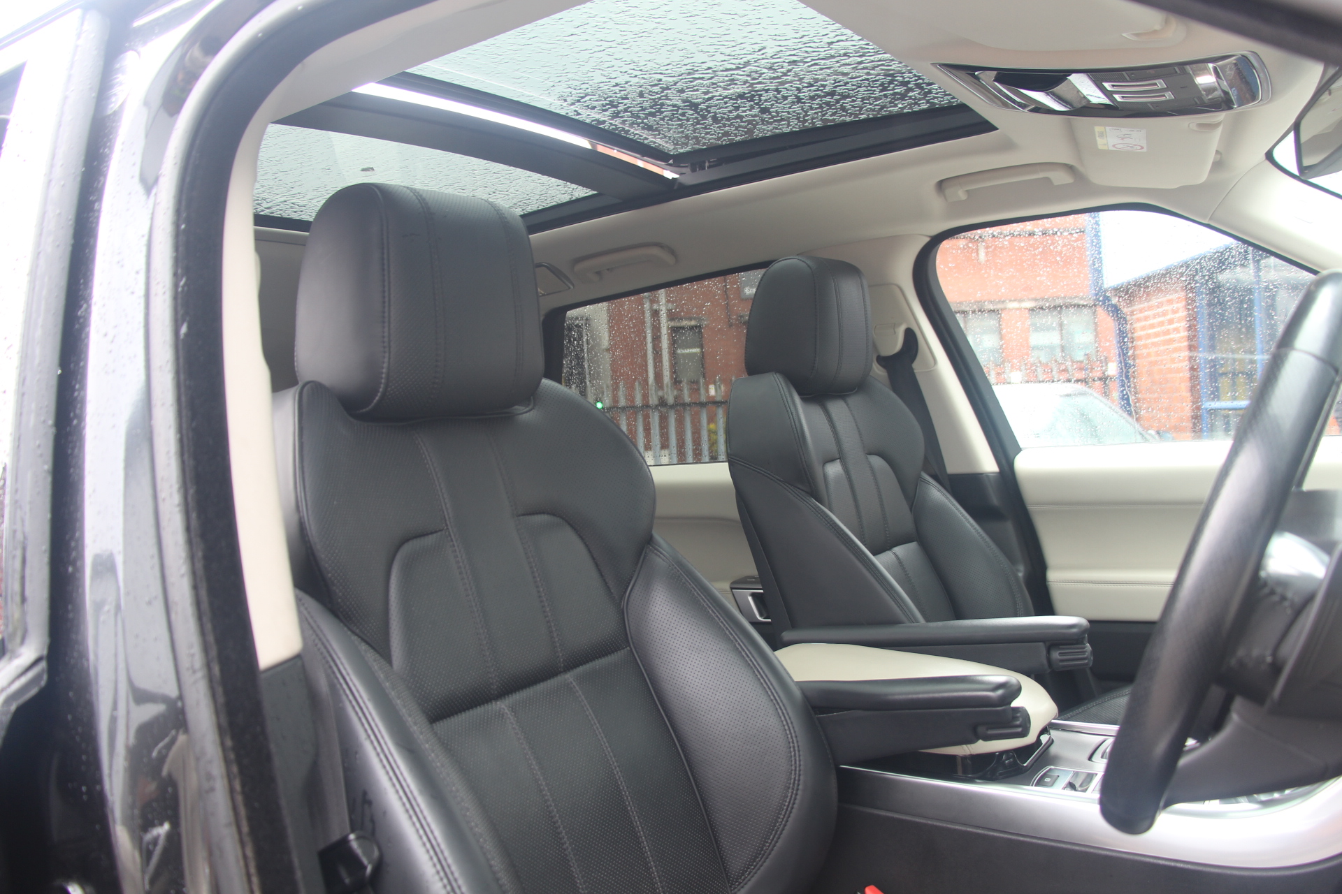 2014 (64) Land Rover Range Rover Sport 3.0 SD V6 HSE Auto 4WD Euro 5 (s/s) 5dr