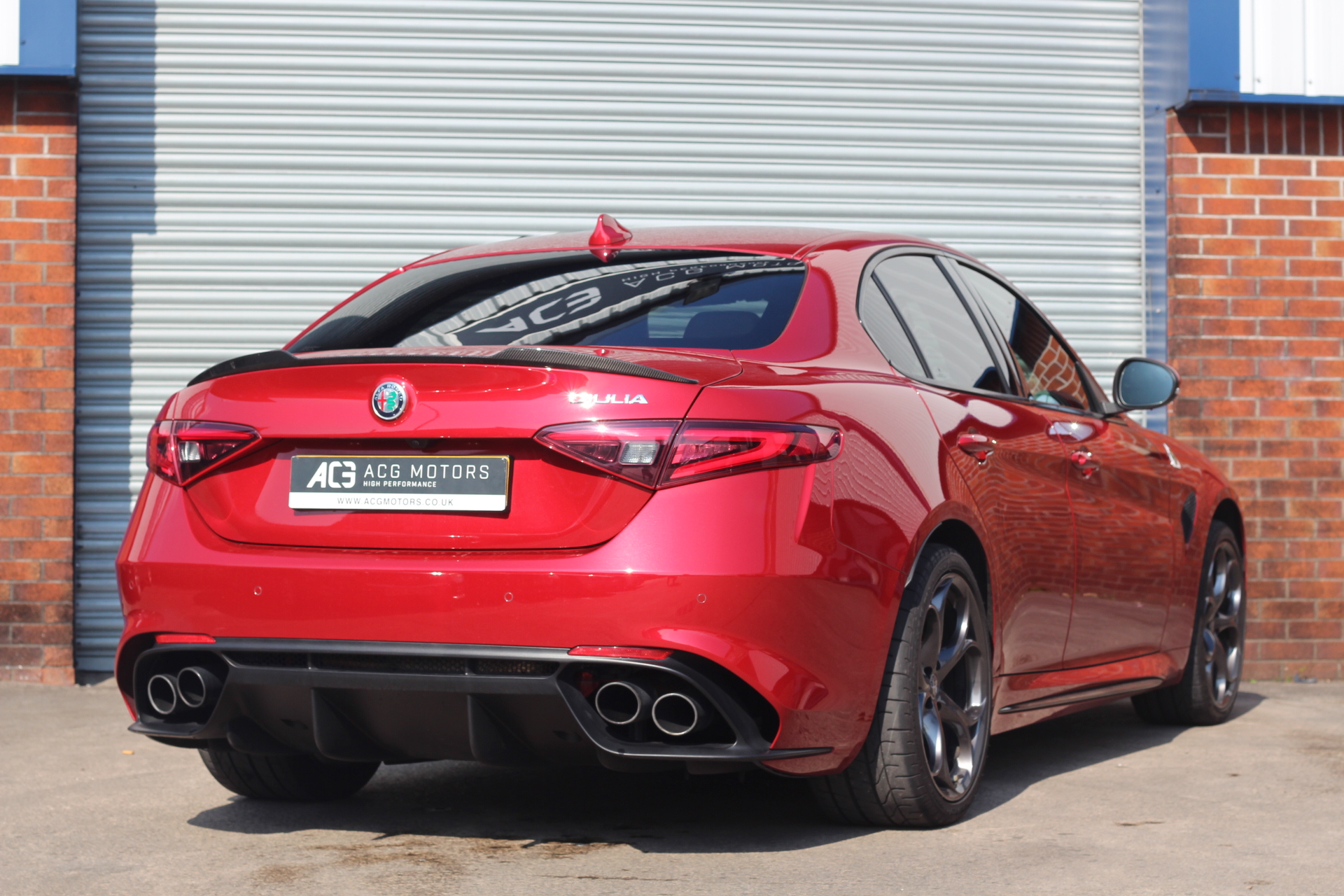 2018 (18) Alfa Romeo Giulia 2.9 V6 Bi-Turbo Quadrifoglio Auto Euro 6 (s/s) 4dr