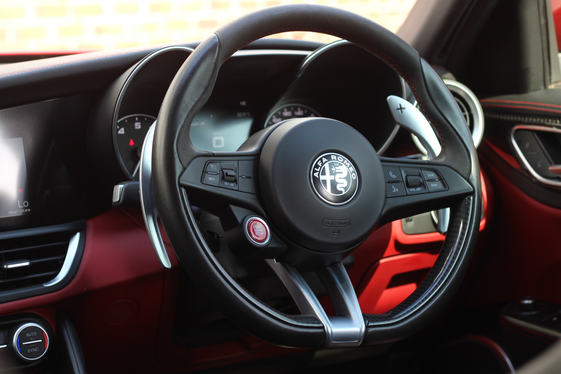 2018 (18) Alfa Romeo Giulia 2.9 V6 Bi-Turbo Quadrifoglio Auto Euro 6 (s/s) 4dr