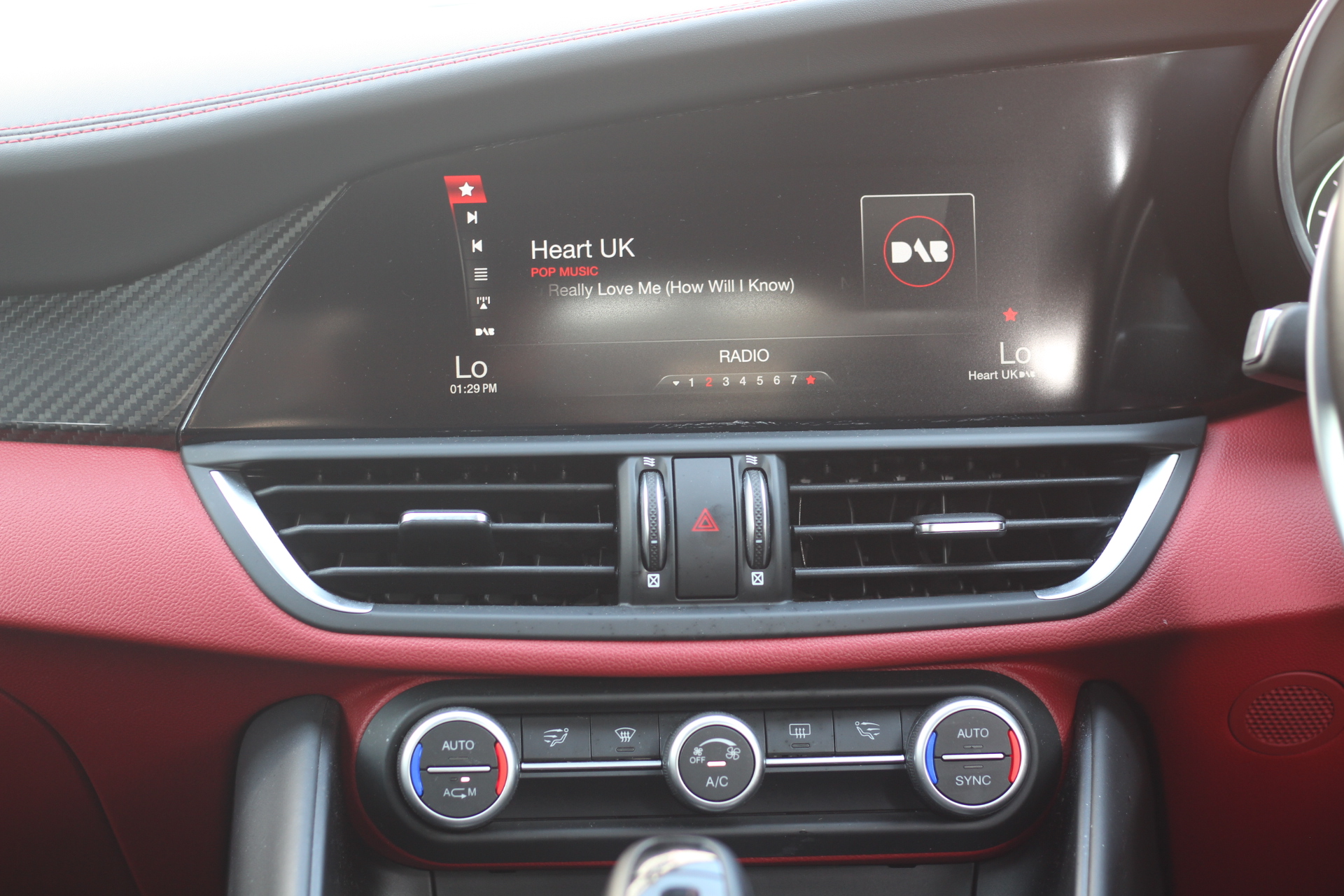 2018 (18) Alfa Romeo Giulia 2.9 V6 Bi-Turbo Quadrifoglio Auto Euro 6 (s/s) 4dr