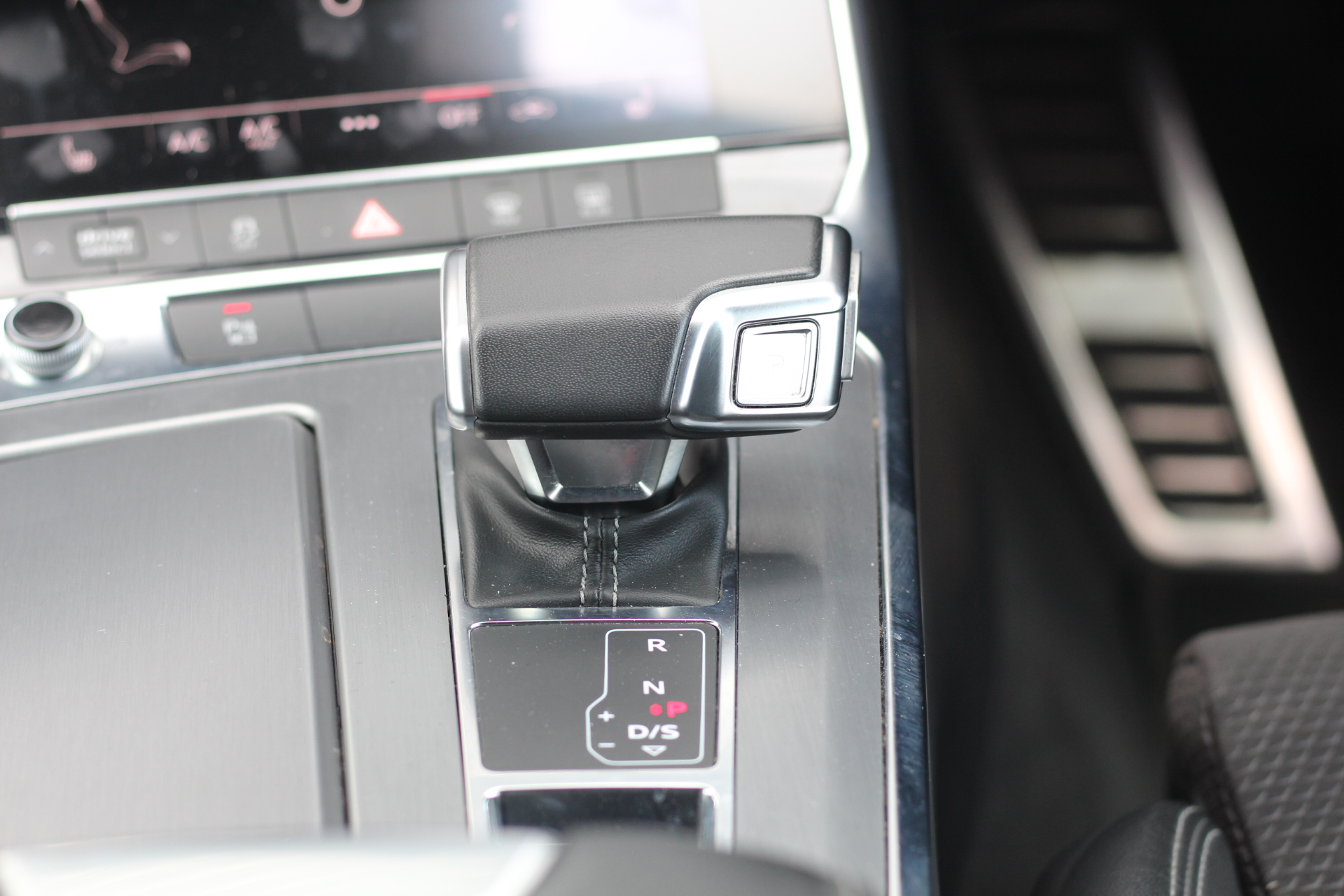 2019 (68) Audi A6 Saloon 2.0 TDI 40 S line S Tronic Euro 6 (s/s) 4dr