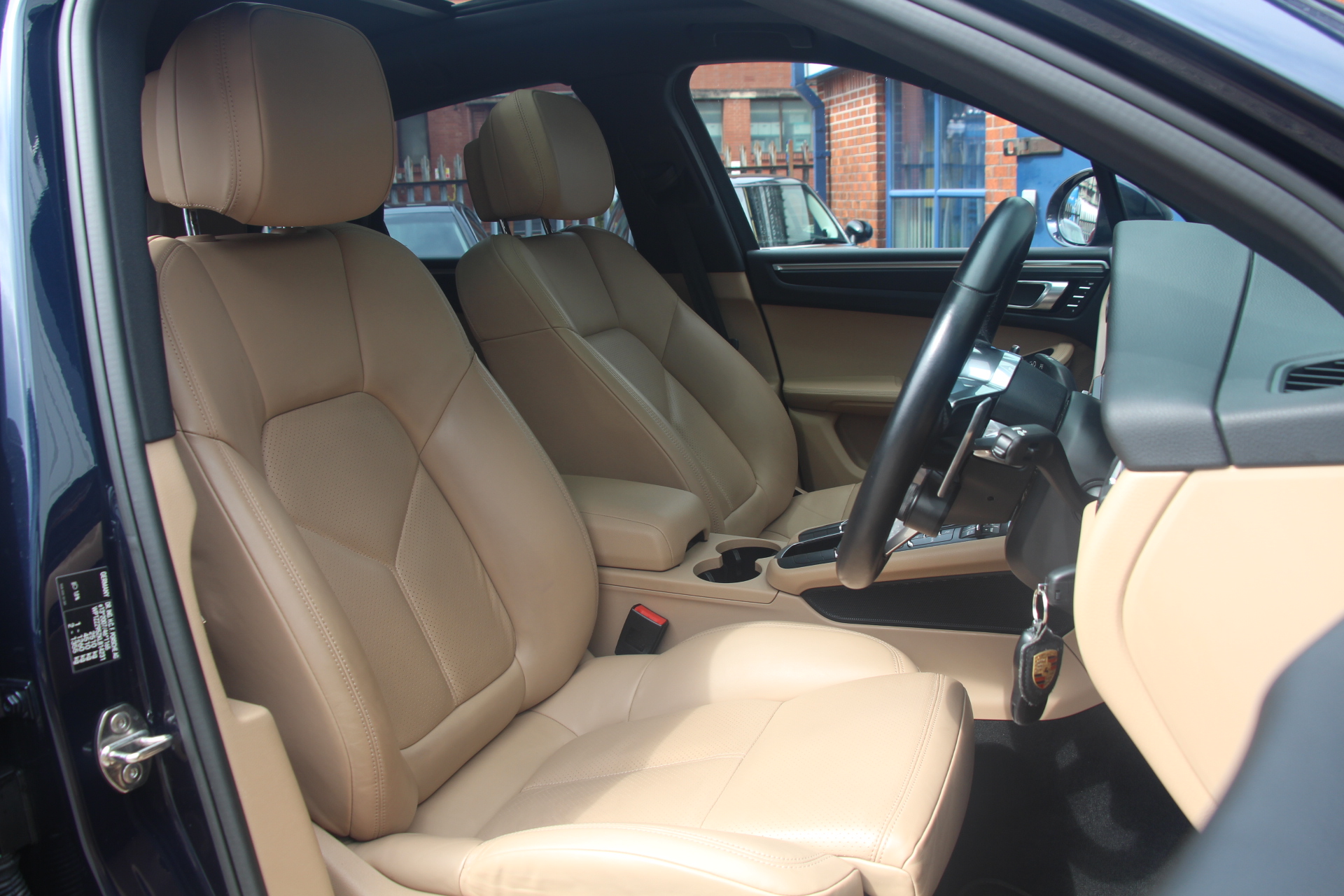 2019 (19) Porsche Macan 2.0T PDK 4WD Euro 6 (s/s) 5dr