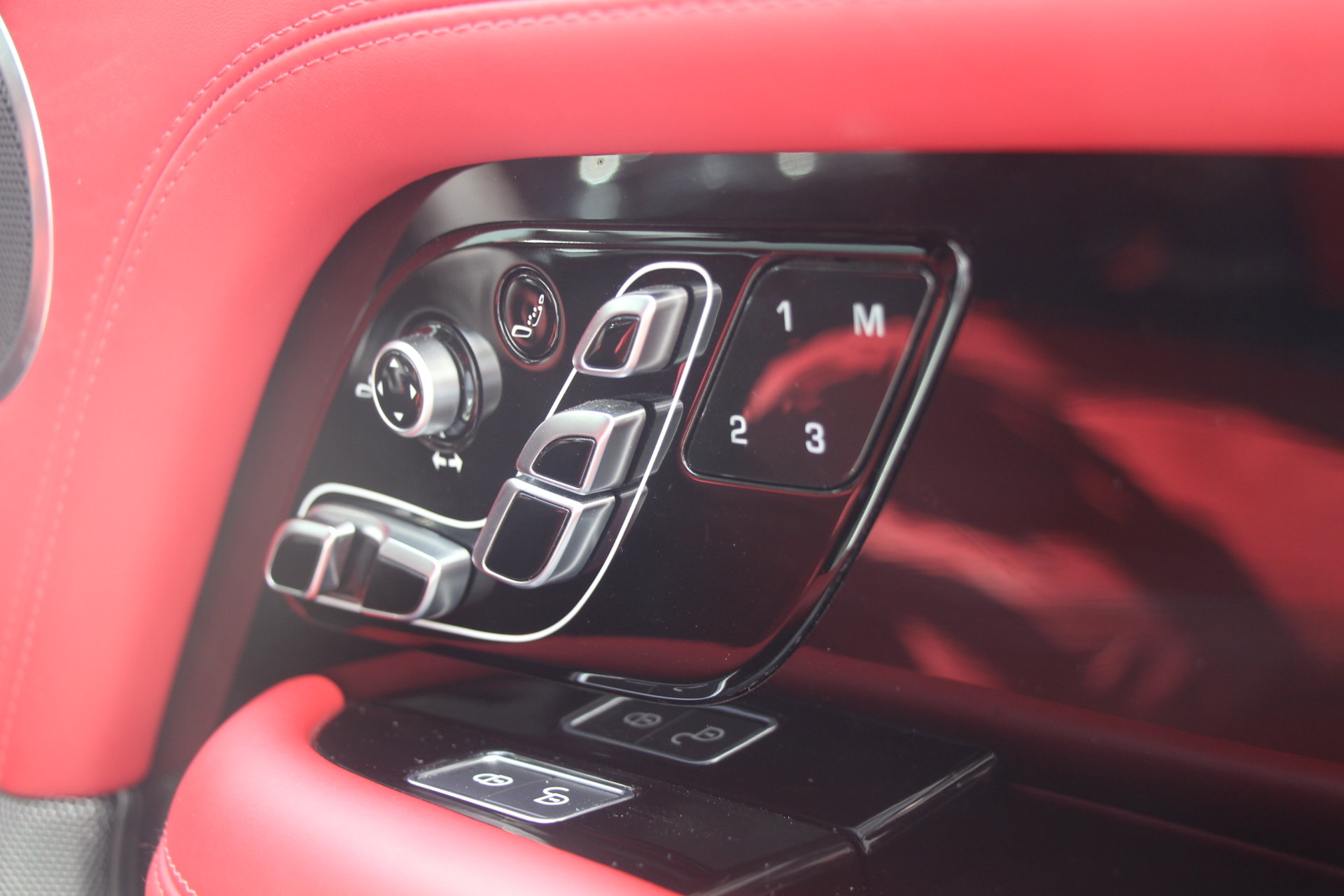 2019 (69) Land Rover Range Rover 5.0 P525 V8 Autobiography Auto 4WD Euro 6 (s/s) 5dr