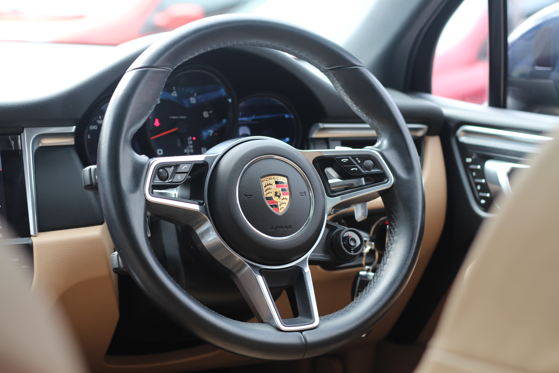 2019 (19) Porsche Macan 2.0T PDK 4WD Euro 6 (s/s) 5dr