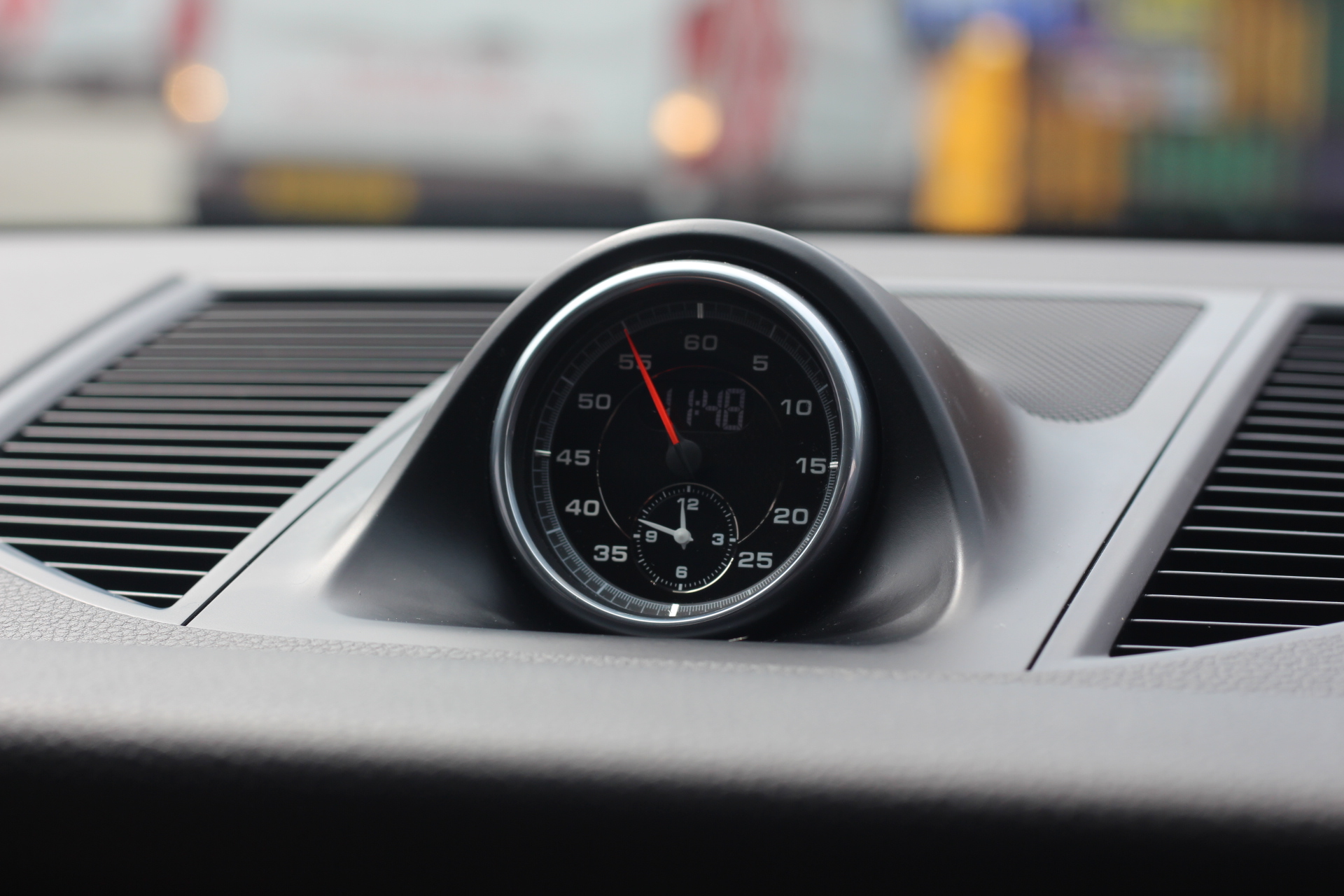 2019 (19) Porsche Macan 2.0T PDK 4WD Euro 6 (s/s) 5dr