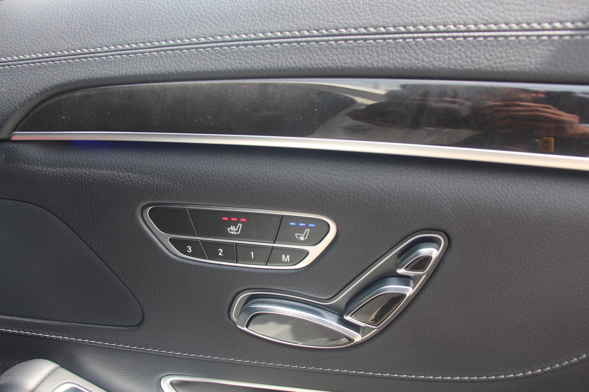 2015 (65) Mercedes-Benz S Class 3.0 S350 V6 BlueTEC AMG Line (Executive) 7G-Tronic Plus (s/s) 4dr