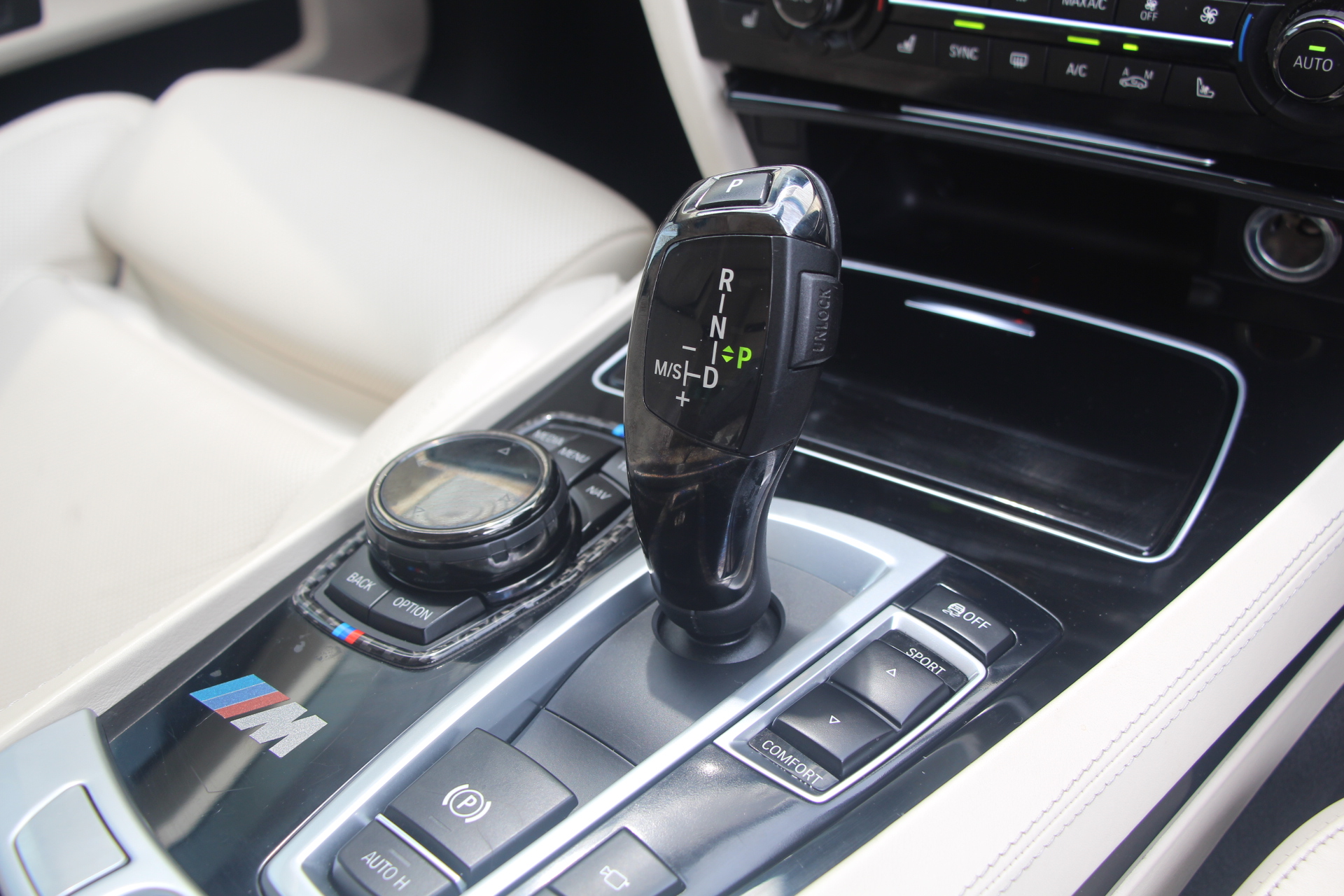 2015 (65) BMW 7 Series 6.0 760Li V12 M Sport Auto Euro 6 4dr