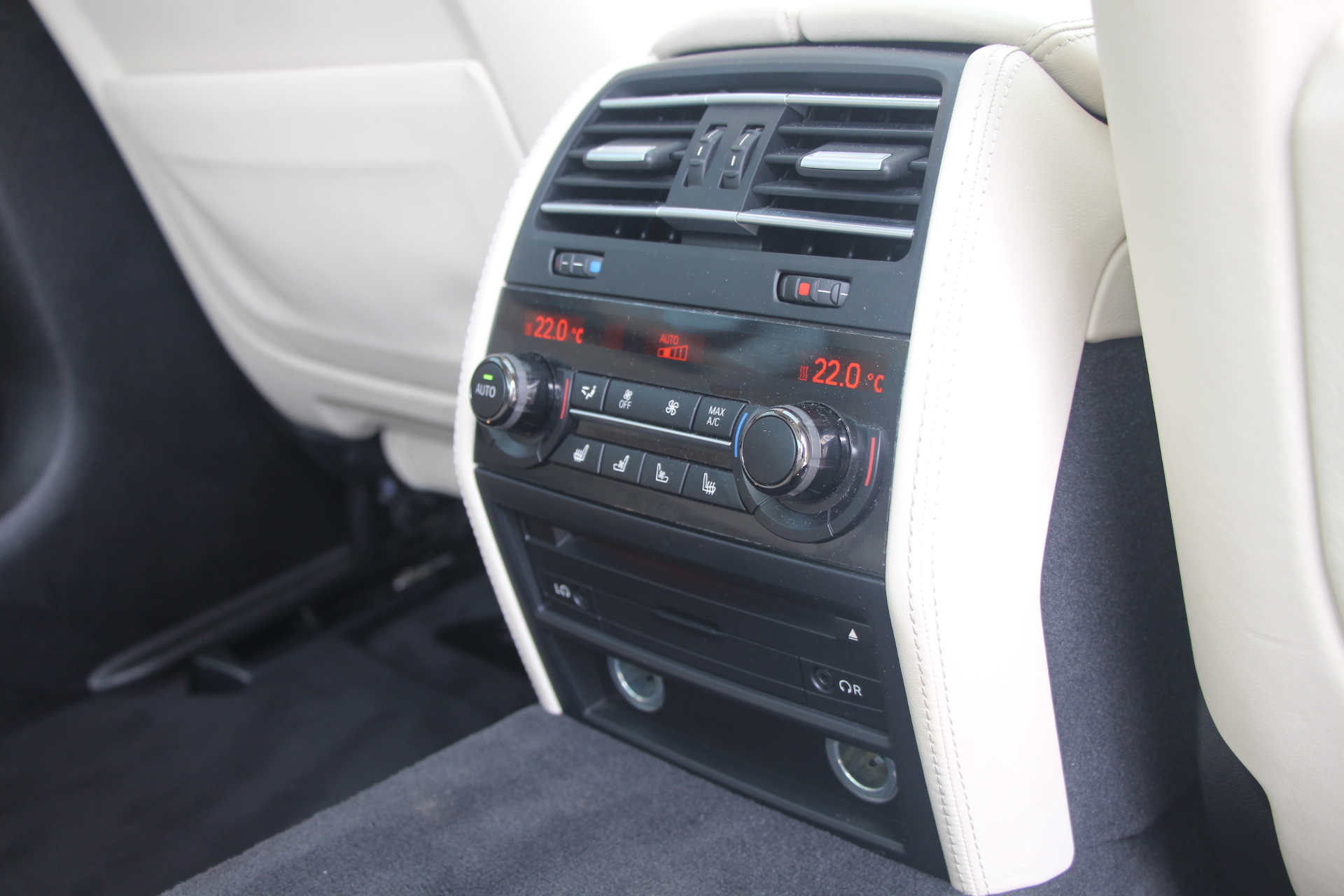 2015 (65) BMW 7 Series 6.0 760Li V12 M Sport Auto Euro 6 4dr