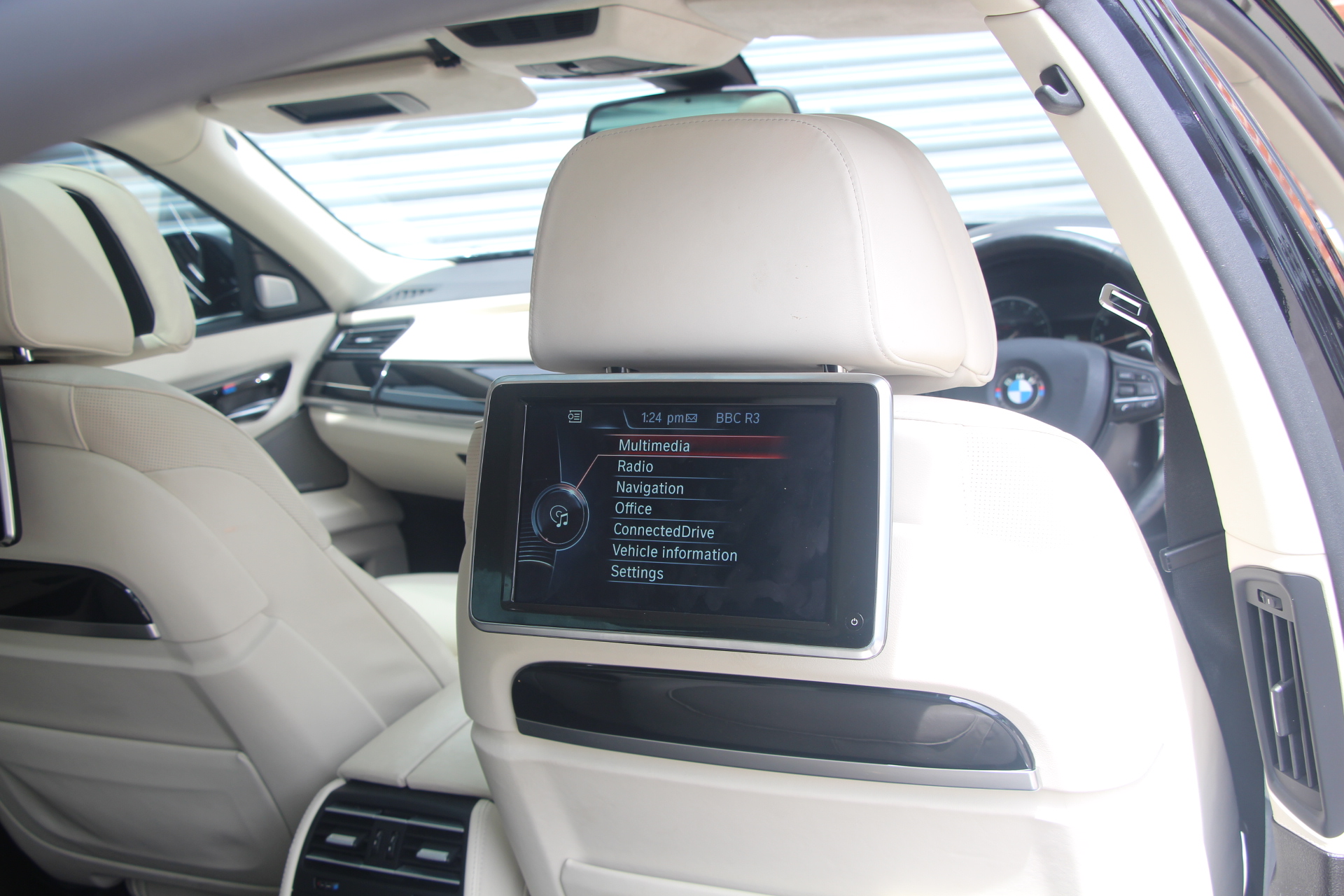 2015 (65) BMW 7 Series 6.0 760Li V12 M Sport Auto Euro 6 4dr