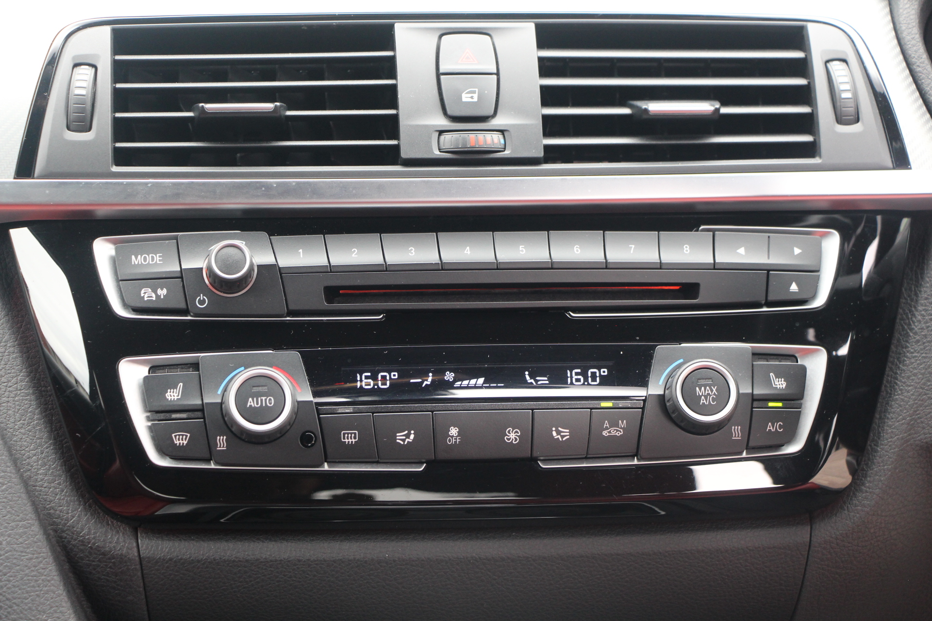 2017 (67) BMW 3 Series 3.0 335d M Sport Shadow Edition Auto xDrive Euro 6 (s/s) 4dr