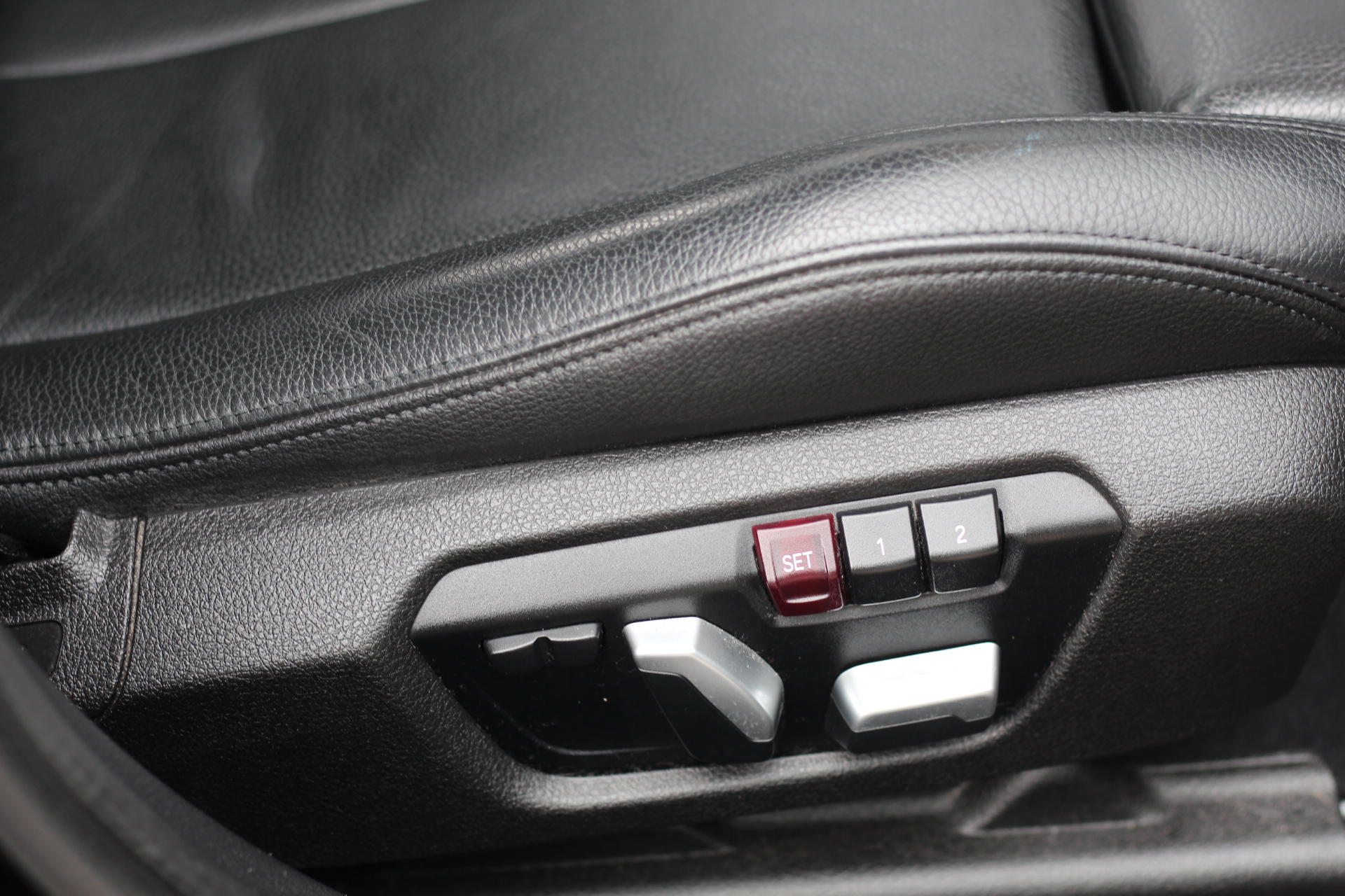 2018 (18) BMW 1 Series 3.0 M140i Shadow Edition Auto Euro 6 (s/s) 5dr