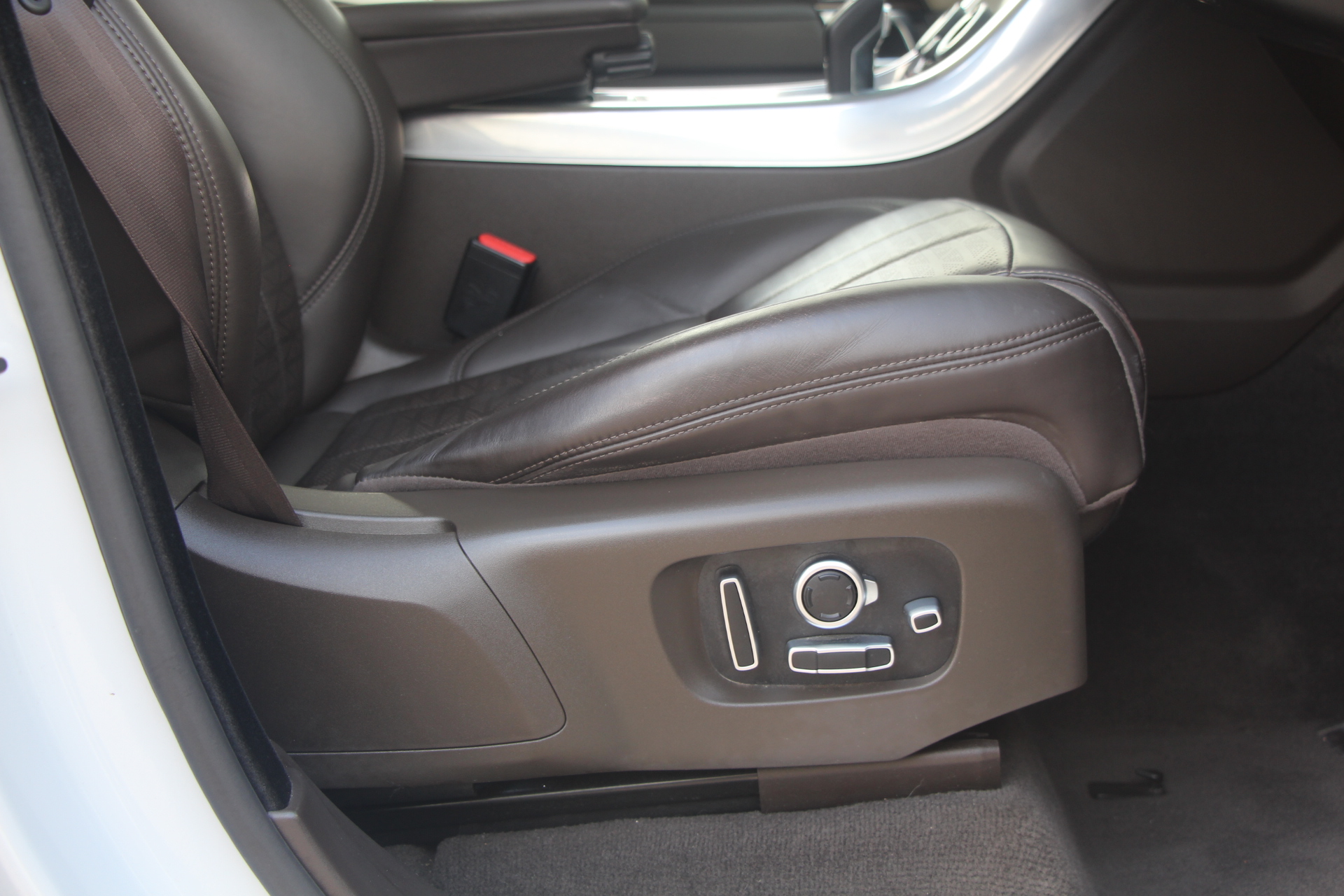 2018 (68) Land Rover Range Rover Sport 3.0 SD V6 Autobiography Dynamic Auto 4WD Euro 6 (s/s) 5dr