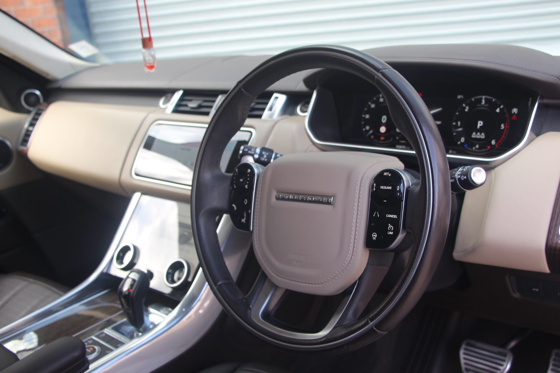 2018 (68) Land Rover Range Rover Sport 3.0 SD V6 Autobiography Dynamic Auto 4WD Euro 6 (s/s) 5dr