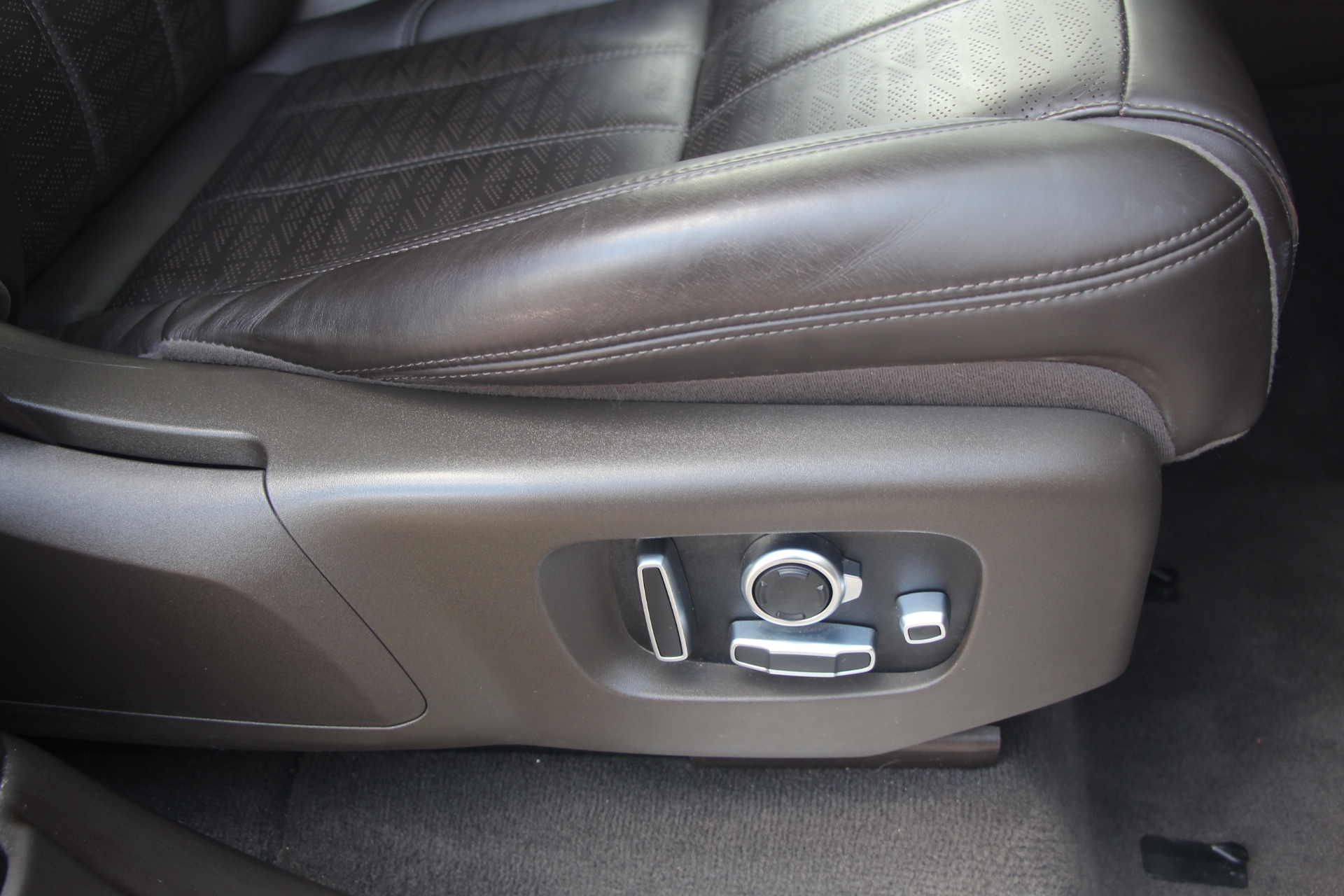 2018 (68) Land Rover Range Rover Sport 3.0 SD V6 Autobiography Dynamic Auto 4WD Euro 6 (s/s) 5dr