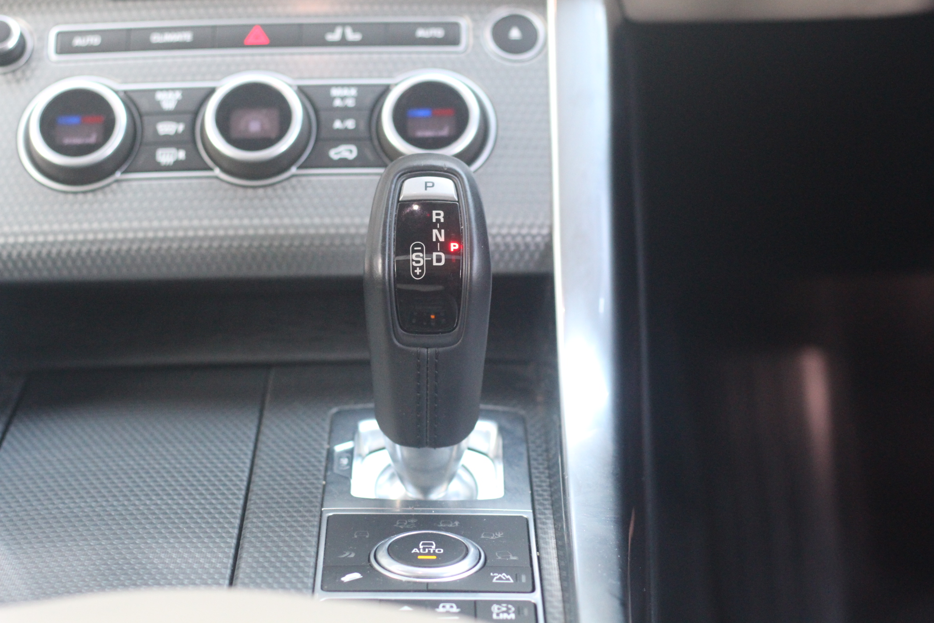 2017 (17) Land Rover Range Rover Sport 3.0 SD V6 Autobiography Dynamic Auto 4WD Euro 6 (s/s) 5dr