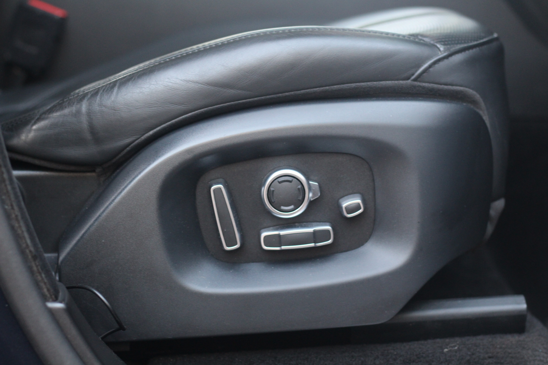 2017 (17) Land Rover Range Rover Sport 3.0 SD V6 Autobiography Dynamic Auto 4WD Euro 6 (s/s) 5dr