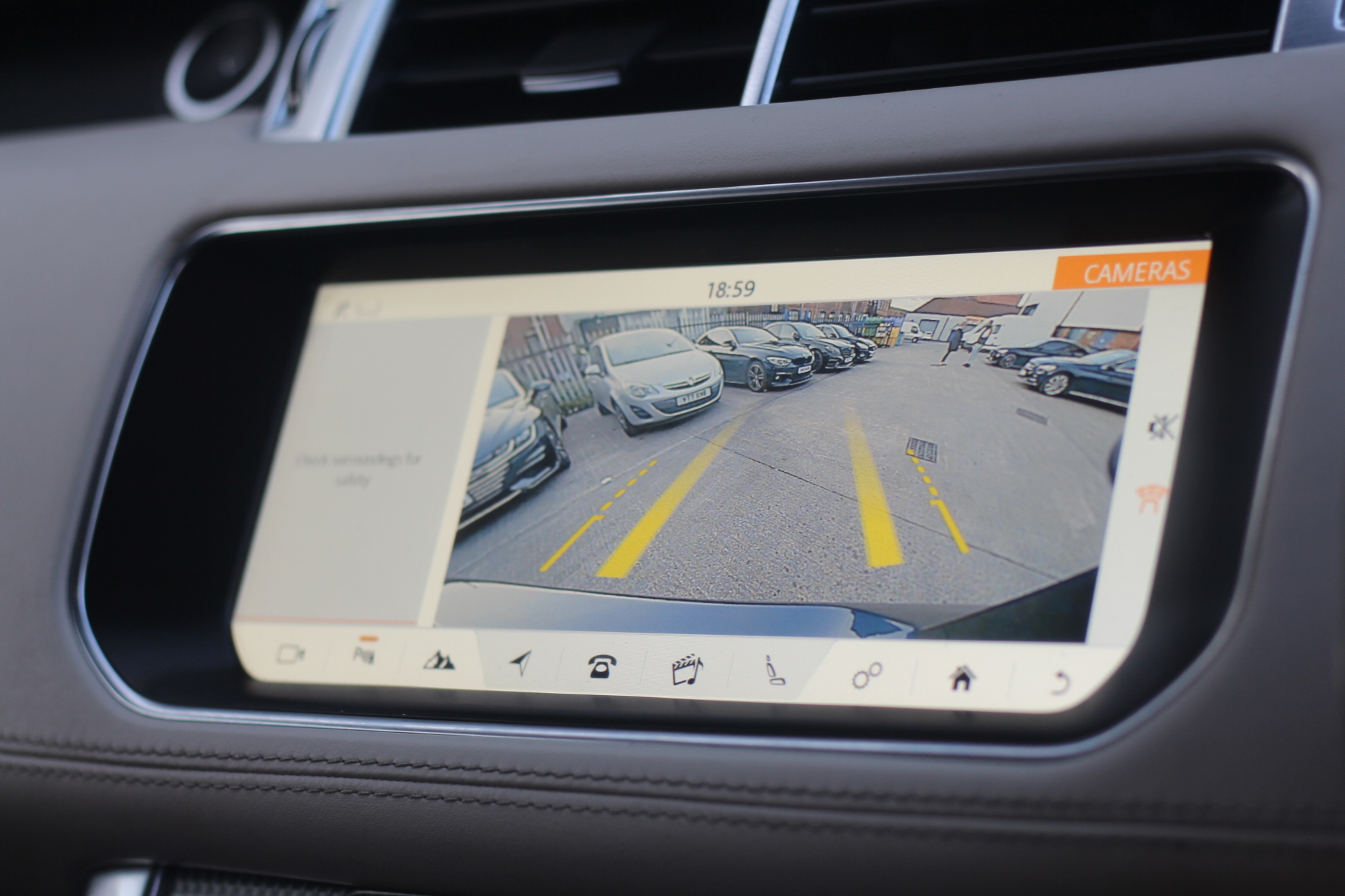 2017 (17) Land Rover Range Rover Sport 3.0 SD V6 Autobiography Dynamic Auto 4WD Euro 6 (s/s) 5dr