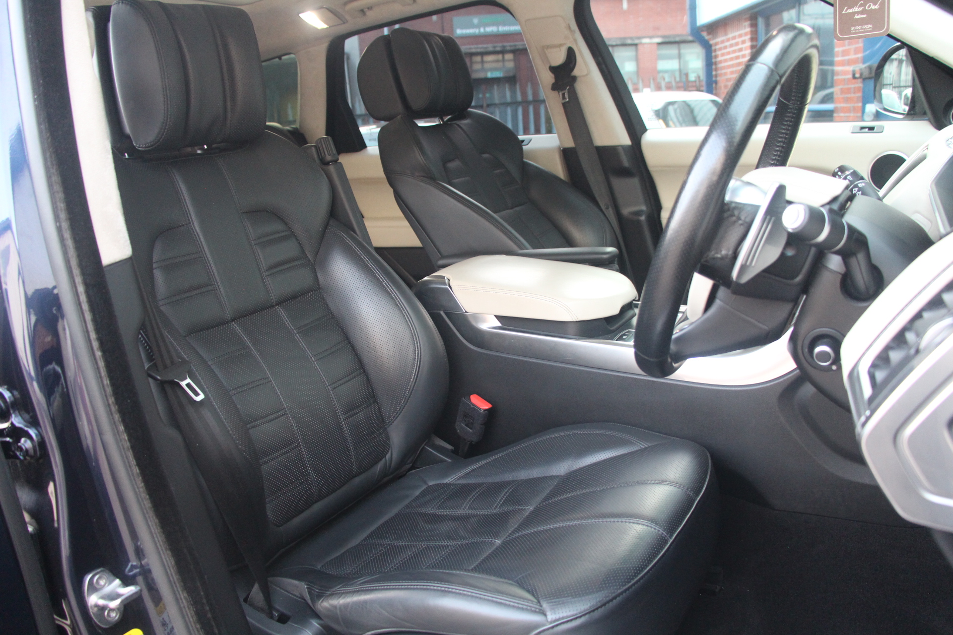 2017 (17) Land Rover Range Rover Sport 3.0 SD V6 Autobiography Dynamic Auto 4WD Euro 6 (s/s) 5dr