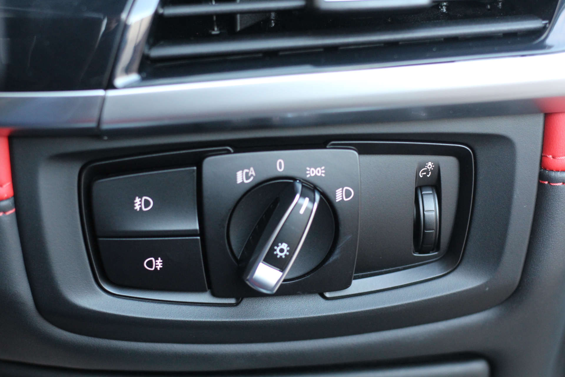 2016 (65) BMW X5 M 4.4 BiTurbo V8 Auto xDrive Euro 6 (s/s) 5dr