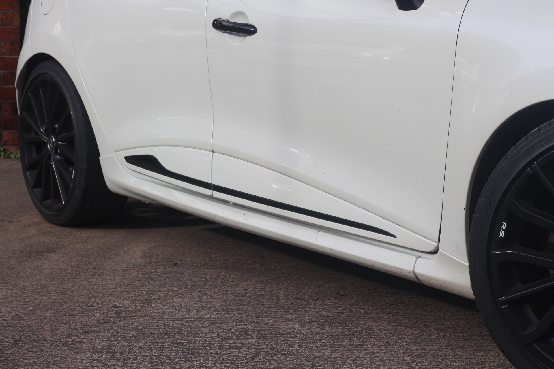 2018 (18) Renault Clio 1.6 TCe Renaultsport Nav Trophy EDC Euro 6 (s/s) 5dr