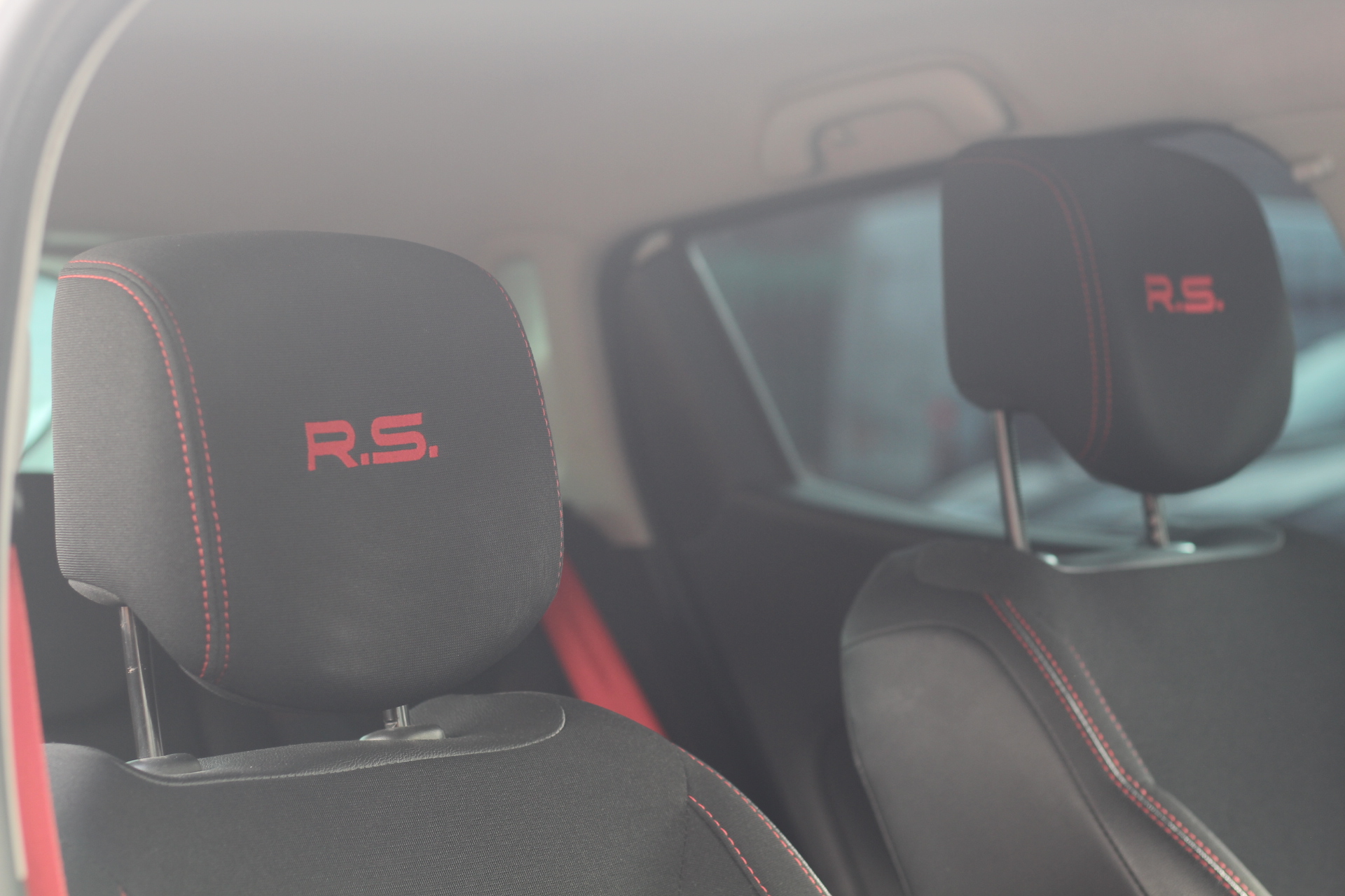 2018 (18) Renault Clio 1.6 TCe Renaultsport Nav Trophy EDC Euro 6 (s/s) 5dr