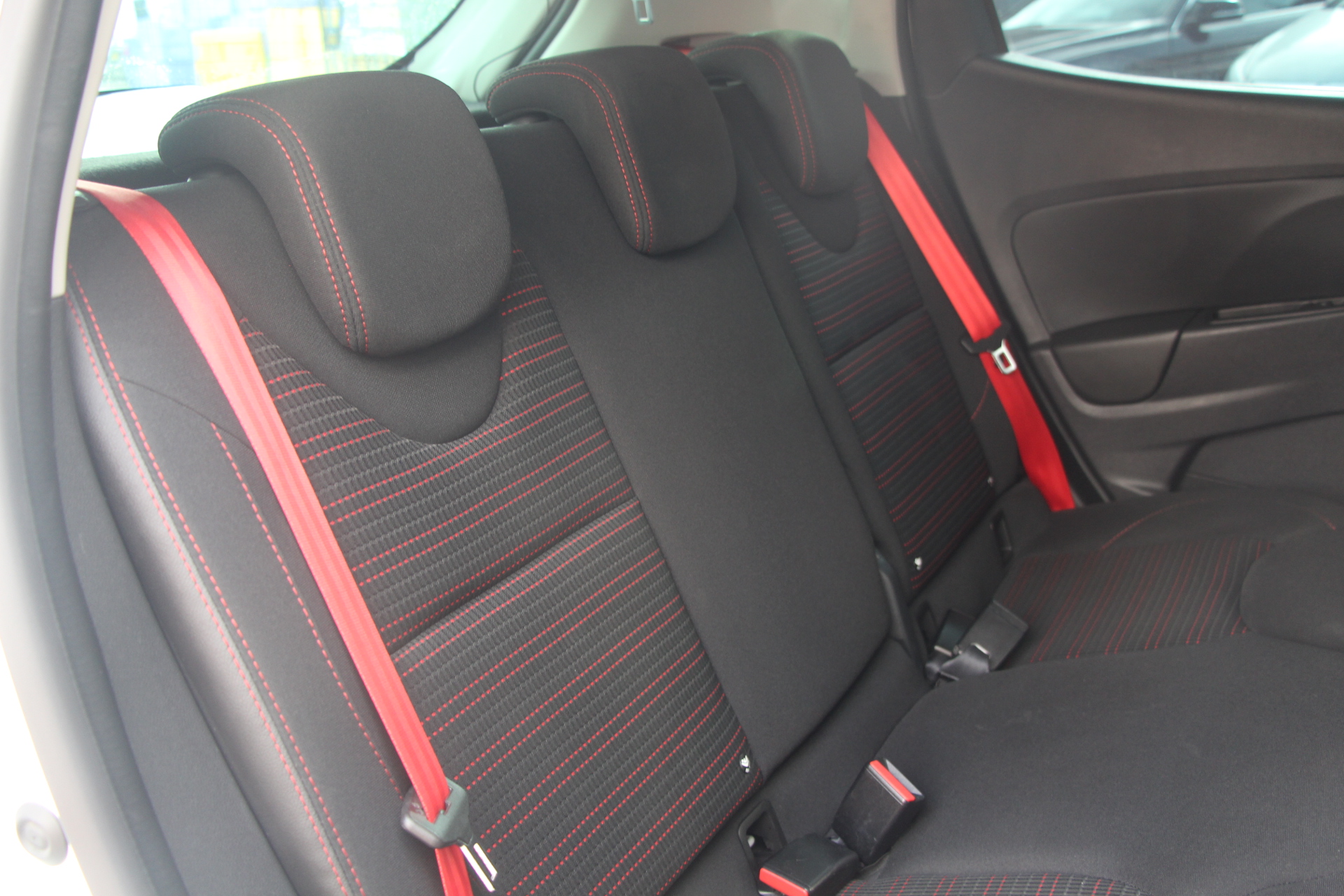 2018 (18) Renault Clio 1.6 TCe Renaultsport Nav Trophy EDC Euro 6 (s/s) 5dr