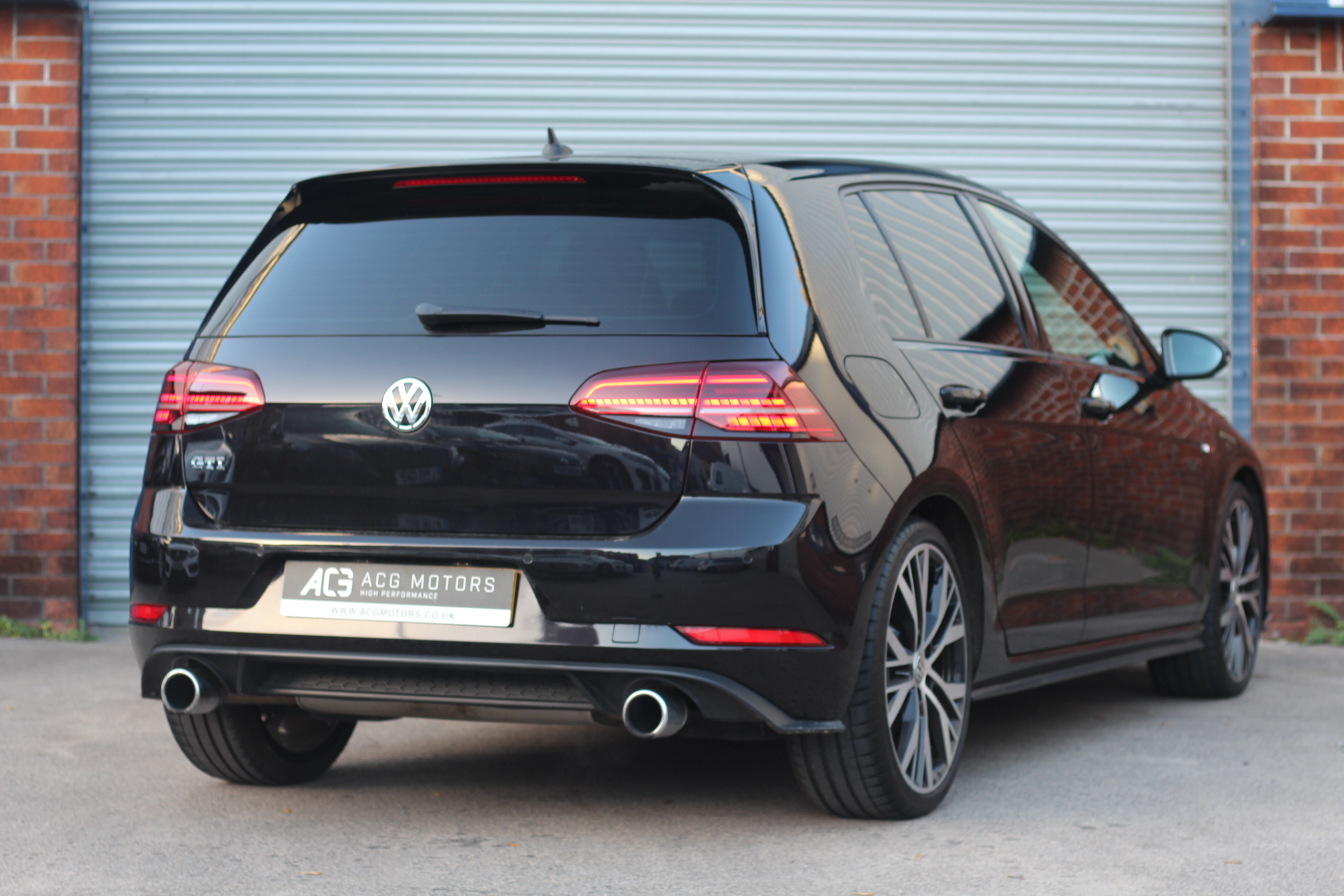 2017 (17) Volkswagen Golf 2.0 TSI BlueMotion Tech GTI DSG Euro 6 (s/s) 5dr