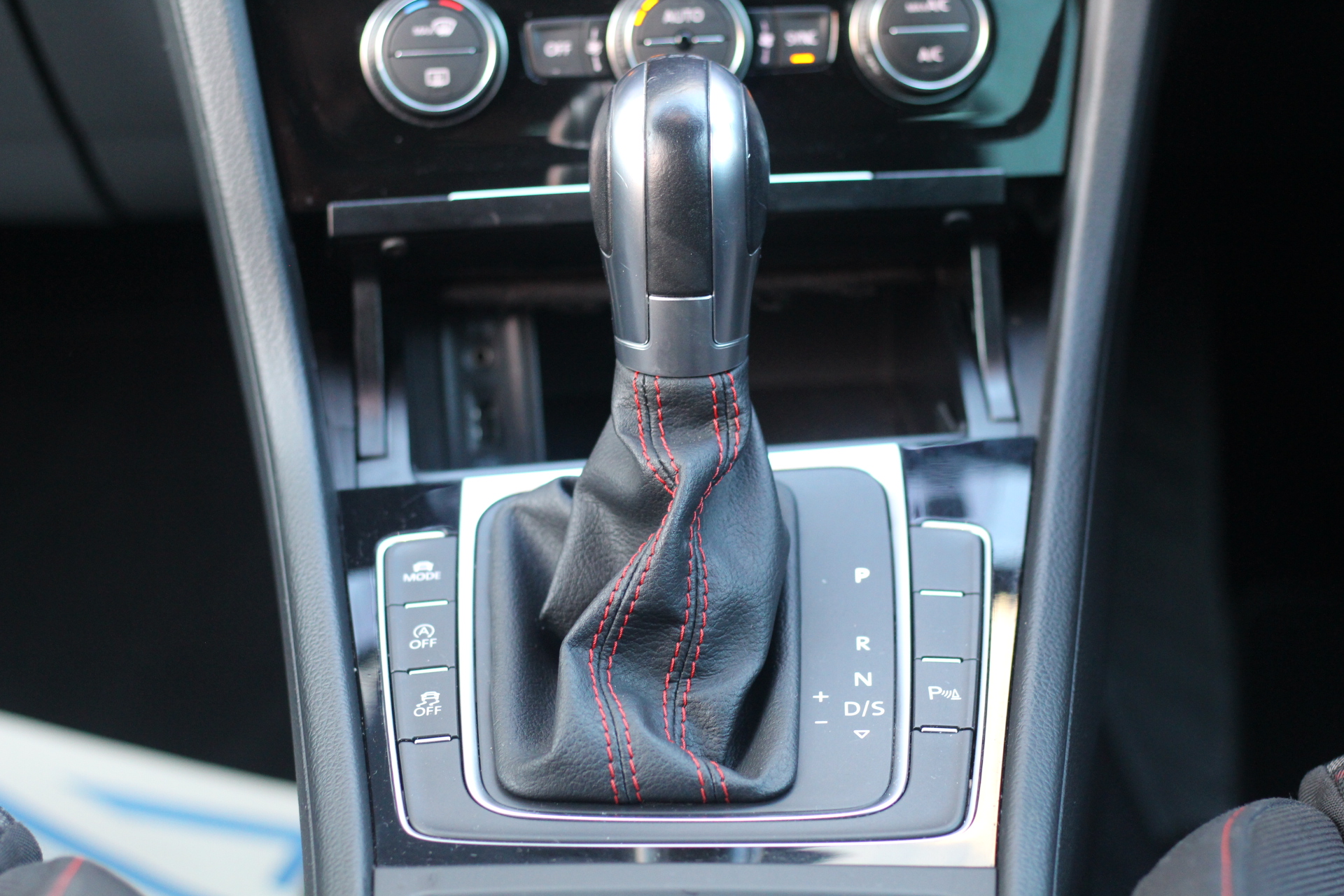 2017 (17) Volkswagen Golf 2.0 TSI BlueMotion Tech GTI DSG Euro 6 (s/s) 5dr