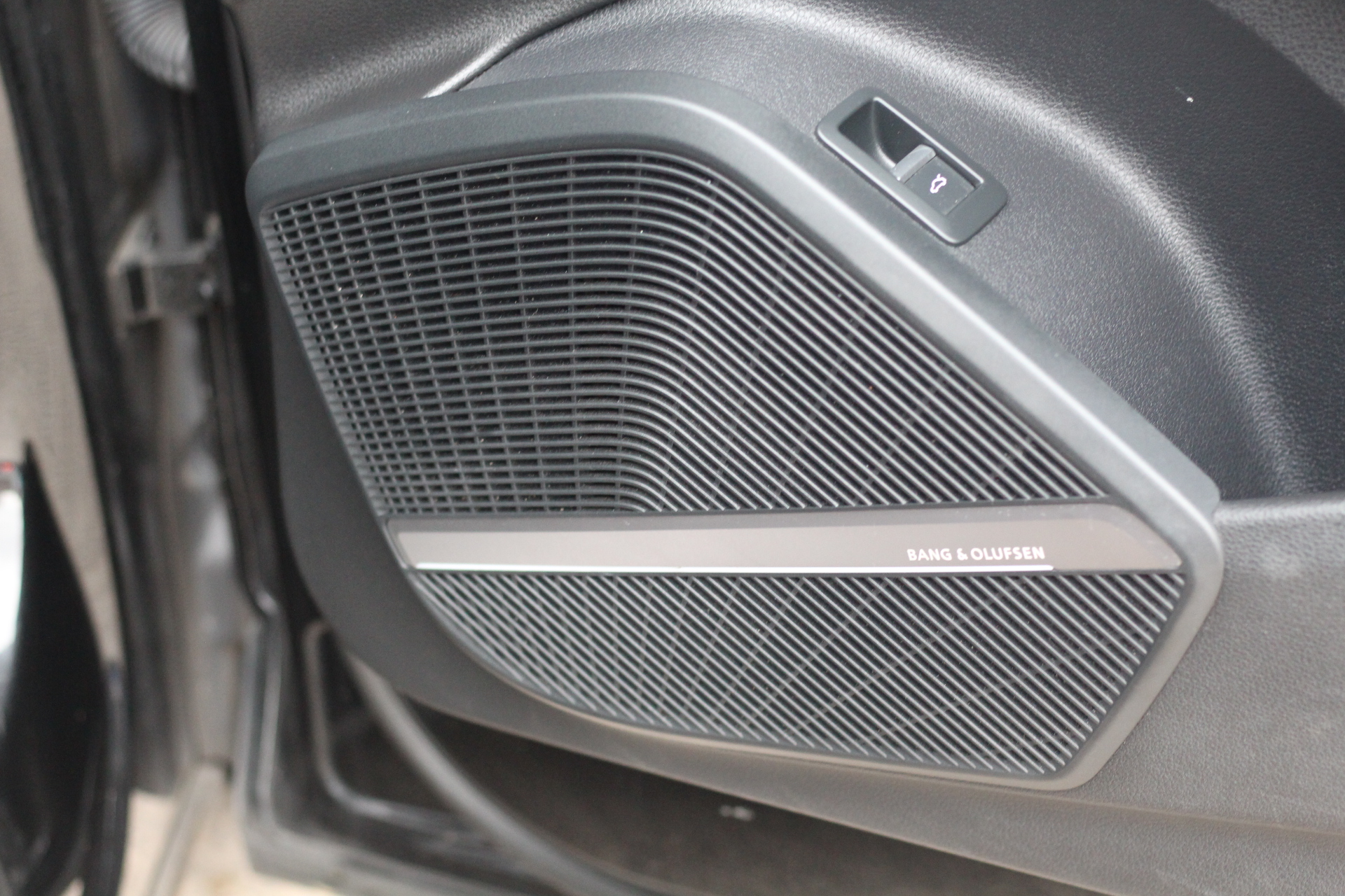 2017 (17) Audi SQ5 3.0 TFSI V6 Tiptronic quattro Euro 6 (s/s) 5dr